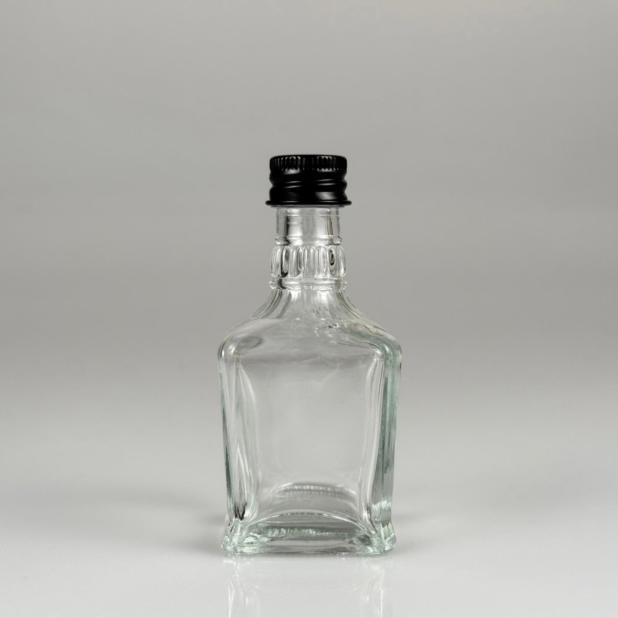 50 CC BOĞAZLI KONİK CAM ŞİŞE + SİYAH ALÜMİNYUM METAL KAPAKLI TAKIM - 50 ML PRESTİJLİ ŞİŞE