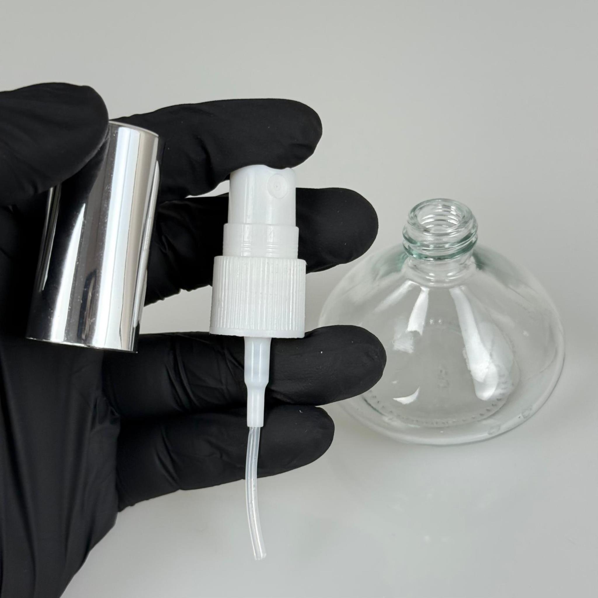 50 CC BASIK CAM ŞİŞE + GÜMÜŞ SPREY FISFIS - 50 ML HEDİYELİK CAM KOLONYA ŞİŞESİ - PARFÜM ESANS ŞİŞESİ - DÜĞÜN, NİŞAN, SÖZ, KINA, CENAZE, PROMOSYON, PARFÜM İÇİN HEDİYELİK KOLONYA ŞİŞELERİ