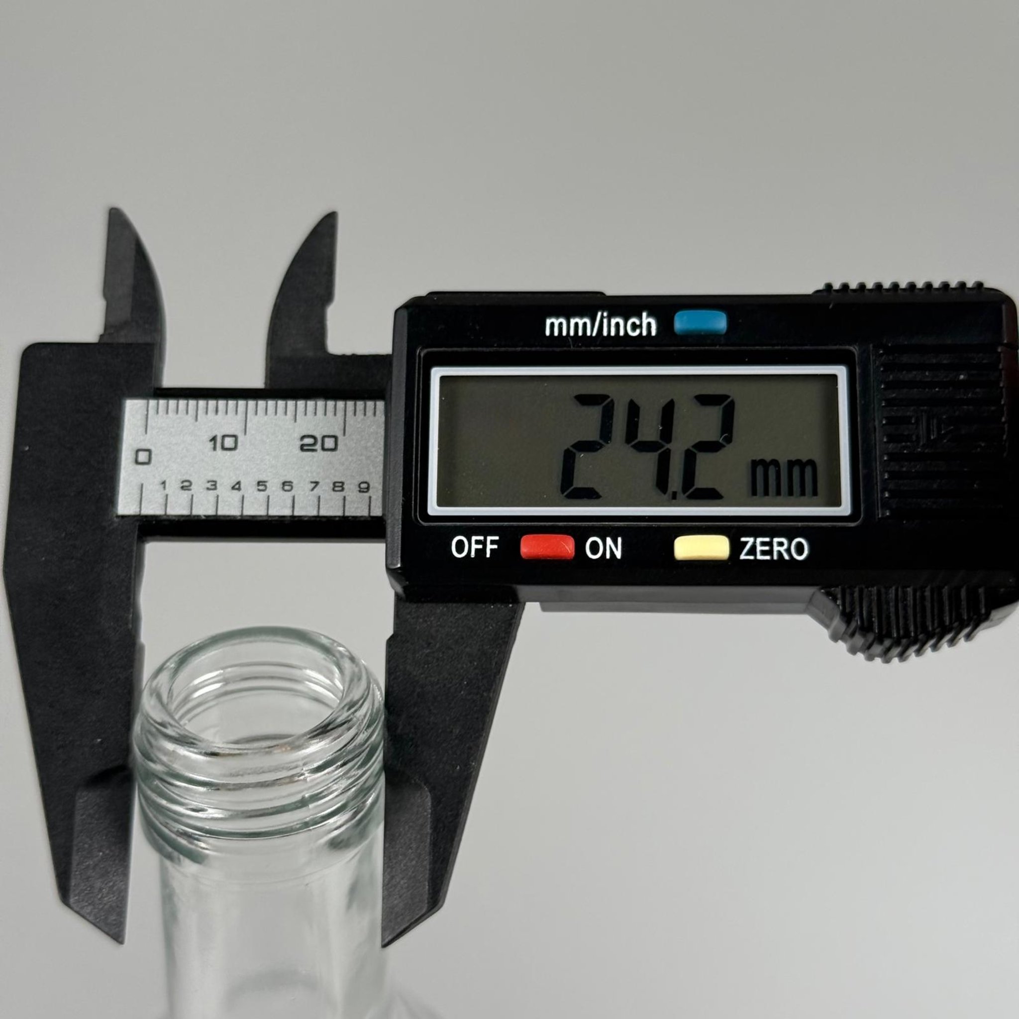 100 CC DORİKA CAM ŞİŞE - AĞIZ ÇAPI 25 MM - 100 ML ŞEFFAF CAM DORİKA ŞİŞE
