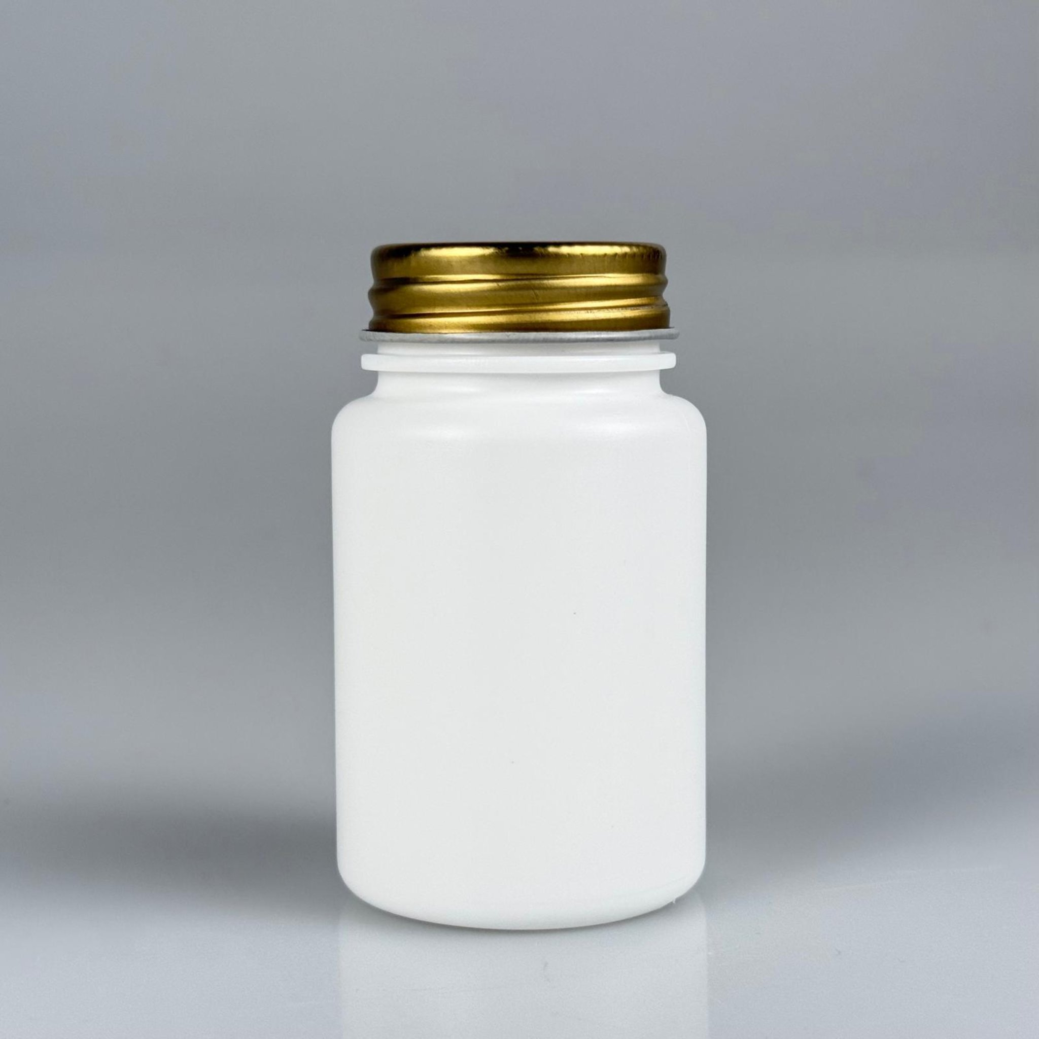 100 CC BEYAZ SERT POLİETİLEN ŞİŞE + GOLD METAL KAPAKLI - 100 ML POLİETİLEN ŞİŞE