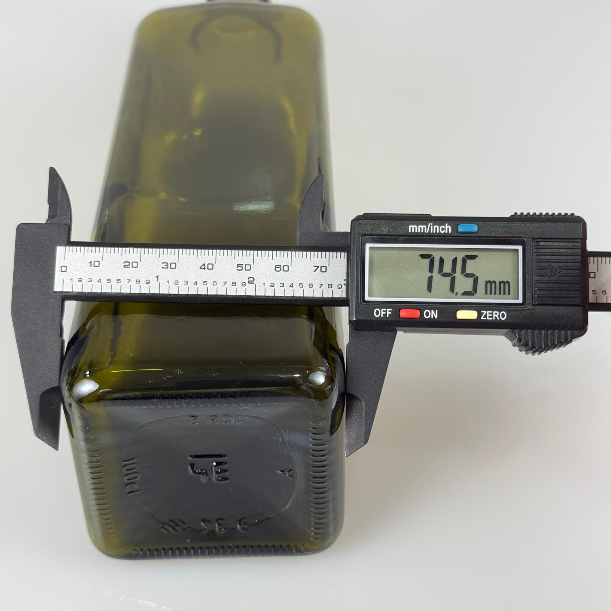 1000 CC YEŞİL MARASKA CAM ŞİŞE - GÜMÜŞ METAL ALÜMİNYUM KAPAKLI - 1000 ML KÖŞELİ YAĞ ŞİŞESİ - SİRKE ŞİŞESİ
