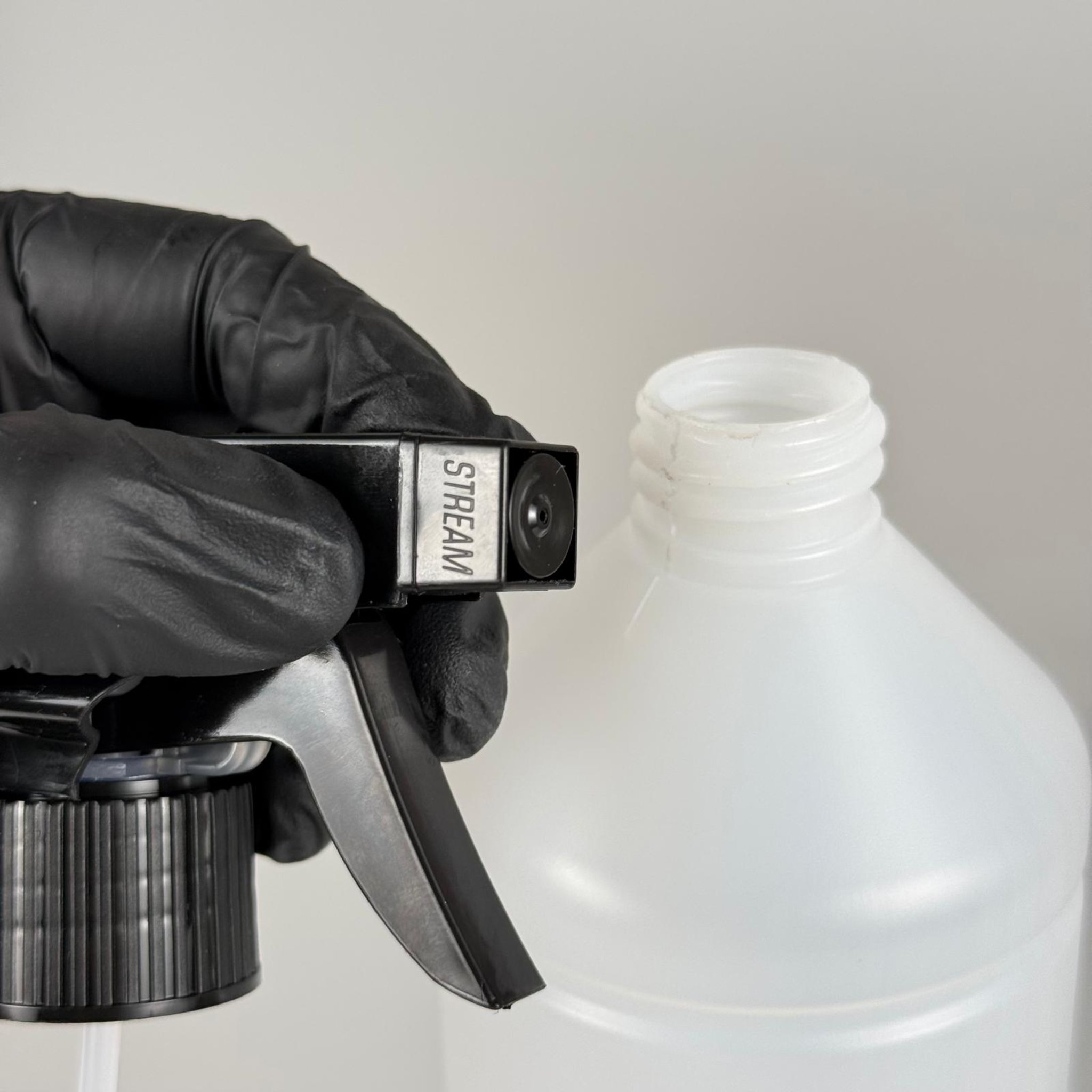1000 CC TİNER ŞİŞESİ - SİYAH TRİGER TETİK SPREYLİ - 1000 ML KİMYASALA DAYANIKLI PLASTİK ŞİŞE - 1 LT POLİETİLEN ŞİŞE - UZUN