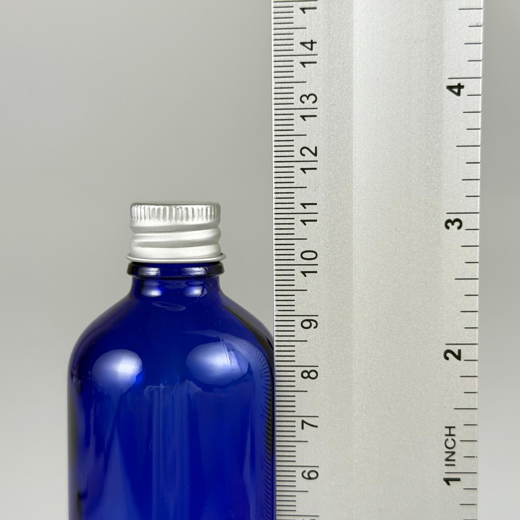 100 CC MAVİ CAM ŞİŞE + KÖPÜK CONTALI GÜMÜŞ ALÜMİNYUM METAL KAPAKLI TAKIM - 100 ML MAVİ CAM ŞİŞE