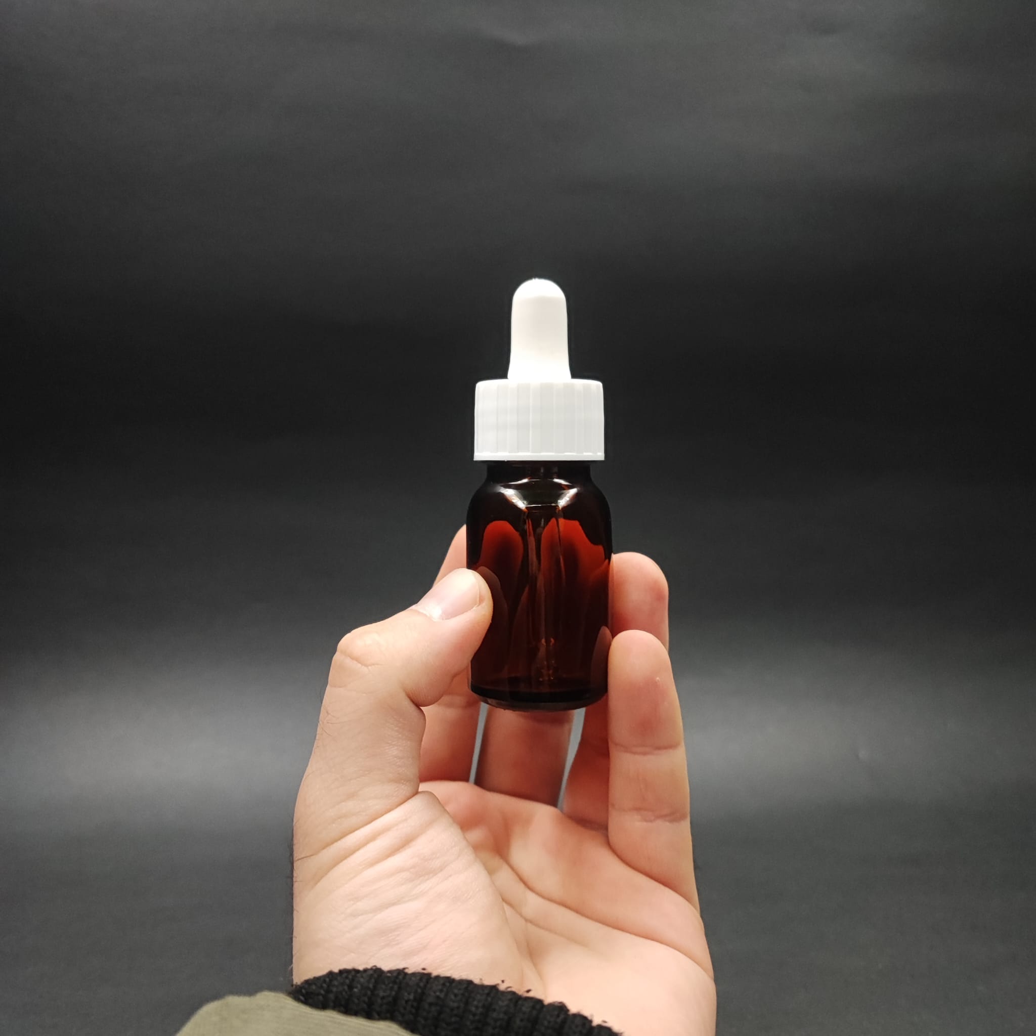 20 ML DOLUMU KOLAY, GENİŞ AĞIZLI CAM DAMLALIKLI ŞİŞE (25 MM AĞIZ)  - 20 CC BEYAZ DAMLALIKLI CAM ECZA ŞİŞESİ - AMBER KAHVERENGİ
