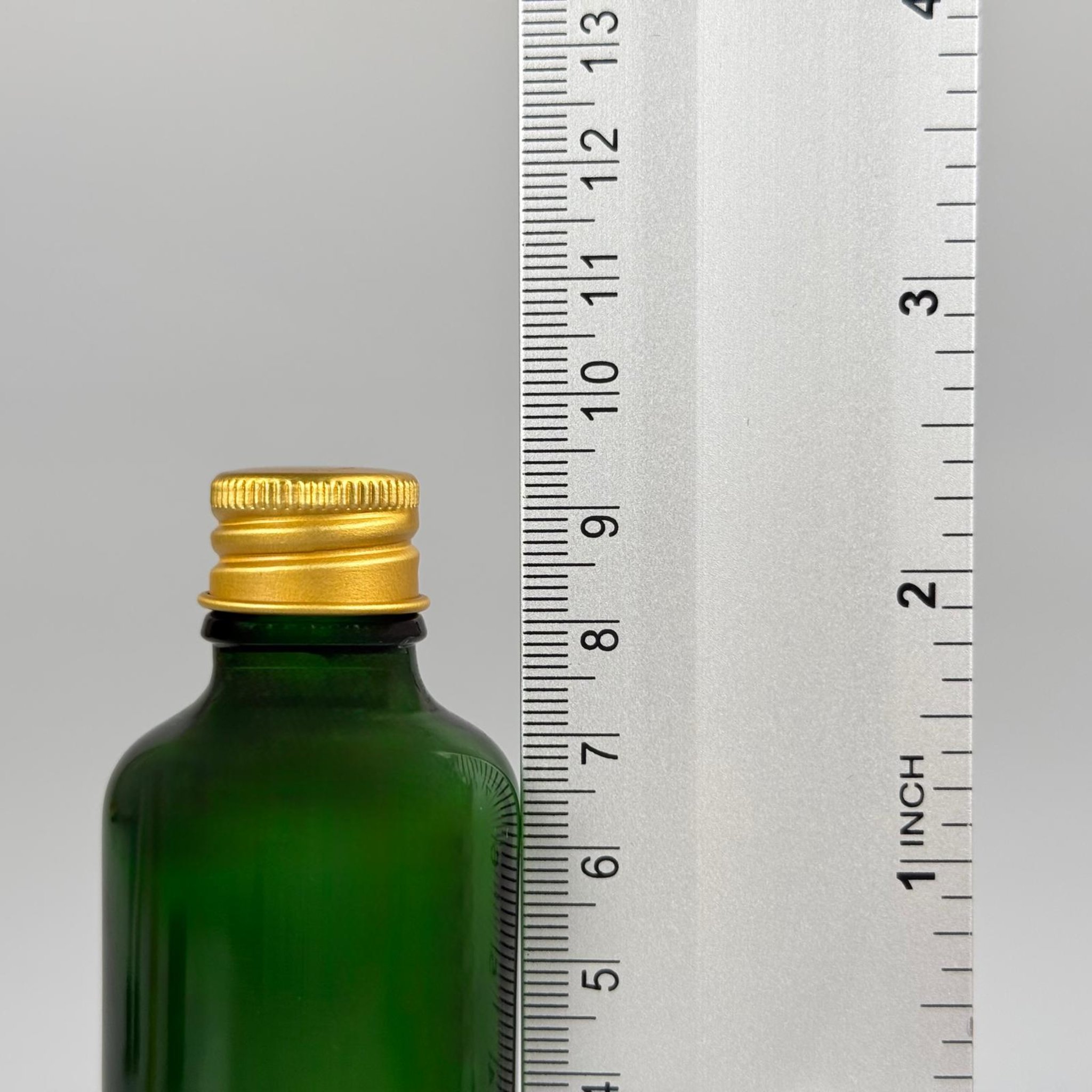 50 CC YEŞİL CAM ŞİŞE + KÖPÜK CONTALI GOLD ALÜMİNYUM METAL KAPAKLI + KÖR TIPALI TAKIM - 50 ML YEŞİL CAM ŞİŞE