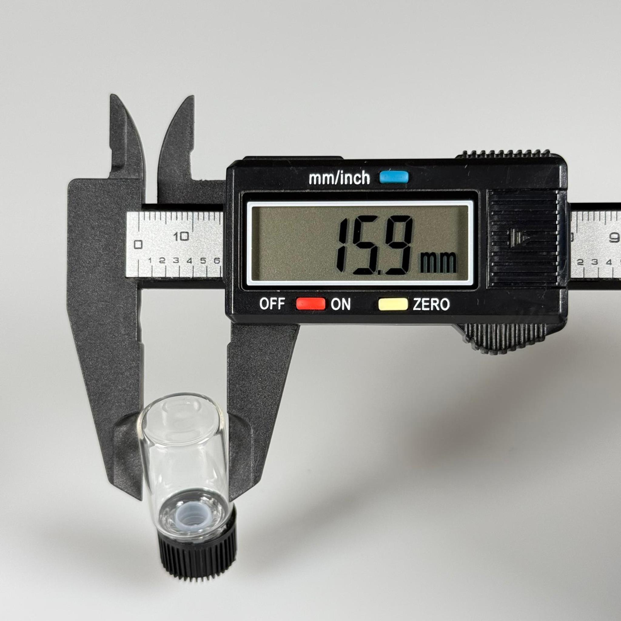 3 CC ŞEFFAF İNCE CAM ŞİŞE - SİYAH KAPAKLI + İÇTEN DAMLALIKLI - 3 ML CAM ŞİŞE