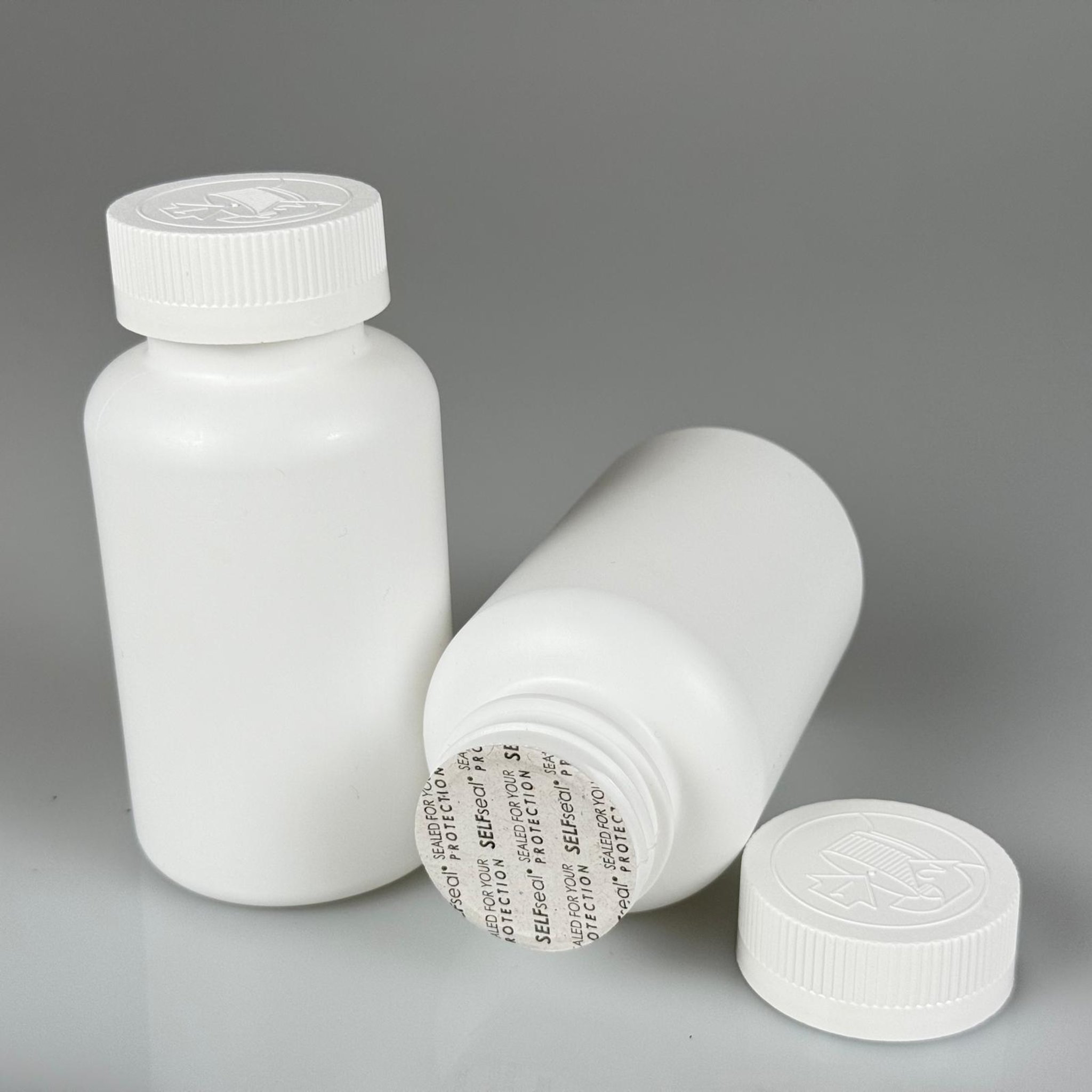 200 ML CONTALI ÇOCUK KİLİT KAPAKLI TABLET ŞİŞESİ  - 200 CC BEYAZ POLİETİLEN HDPE KAVANOZ + 38 MM BEYAZ ÇOCUK KİLİTLİ KAPAK + KENDİNDEN YAPIŞKANLI KÖPÜK CONTA TAKIM -  KAPSÜL KUTUSU - İLAÇ ŞİŞESİ - MEDİKAL HAP ŞİŞESİ - FARMASÖTİK KAVANOZ