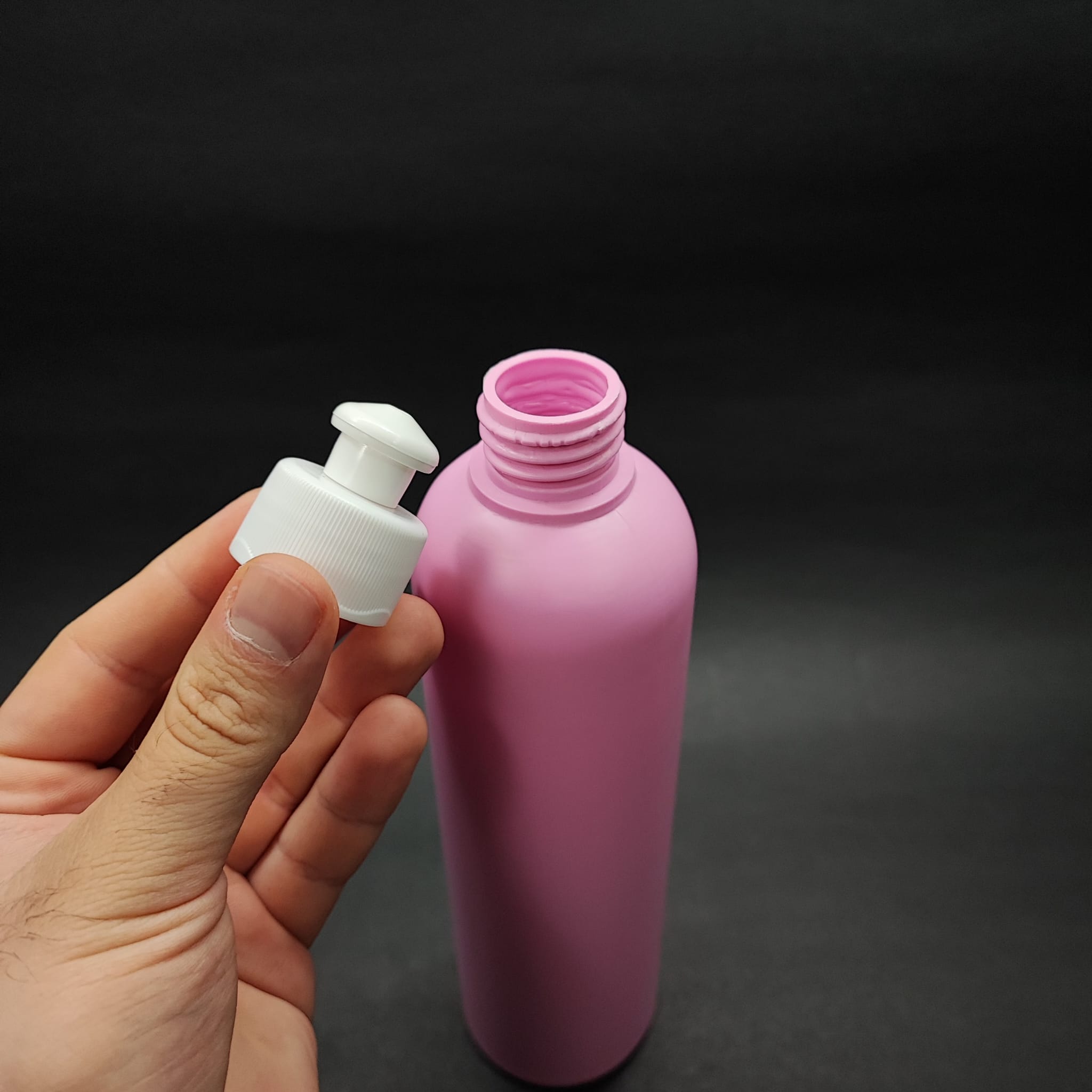 500 CC PEMBE POLİETİLEN PE ŞAMPUAN ŞİŞESİ - BEYAZ AKITICILI PUSH PULL KAPAKLI - 500 ML PE ŞAMPUAN ŞİŞESİ