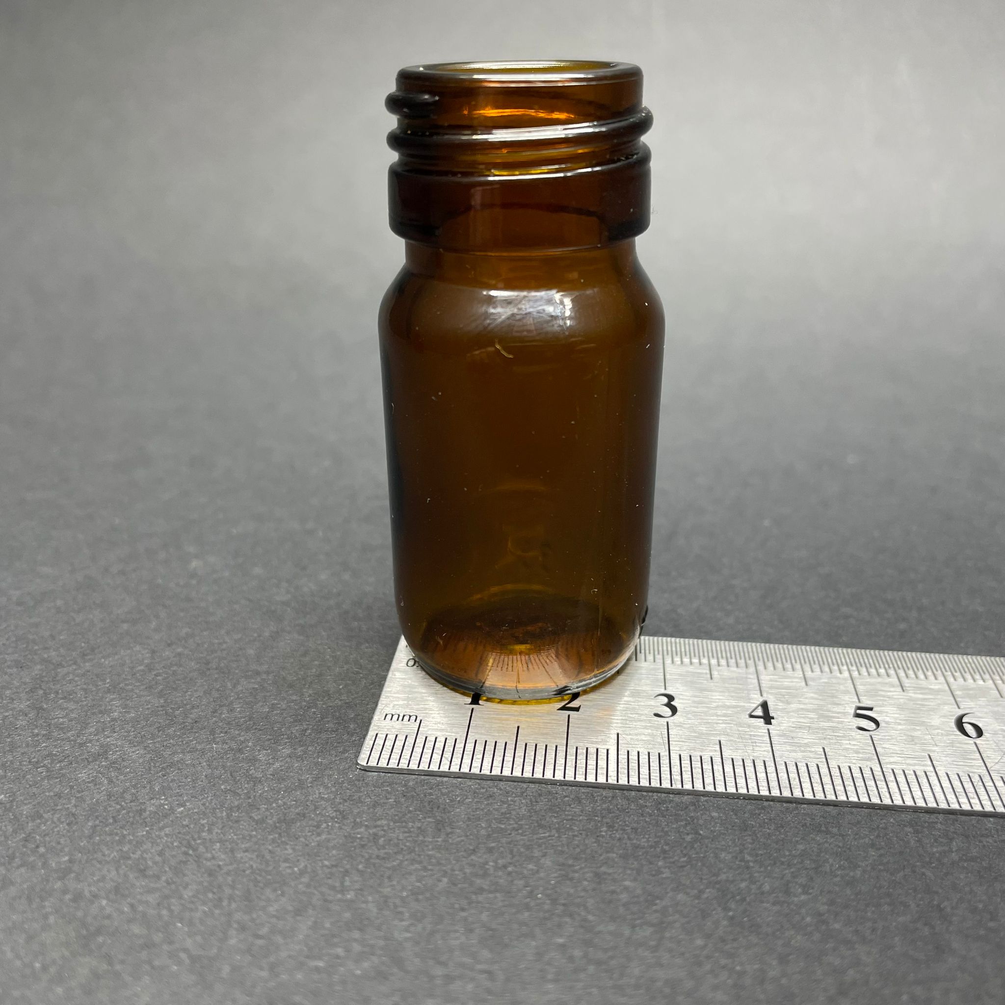 15 CC AMBER CAM ŞİŞE KAPAKSIZ (25 AĞIZ) - 15 ML ECZA ŞİŞESİ