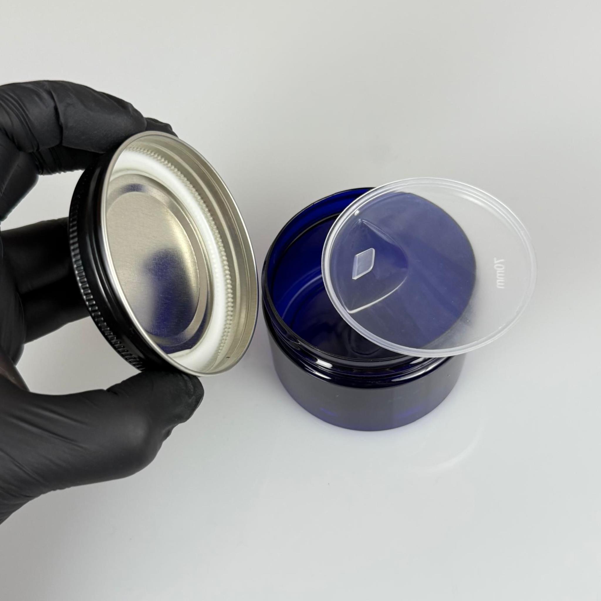 150 ML SERT PET KAVANOZ + SİYAH METAL KAPAK + İÇ TIPA - 150 CC KALIN MAVİ PLASTİK KAVANOZ SİYAH METAL KAPAKLI İÇ TIPALI TAKIM - KREM KAVANOZLARI