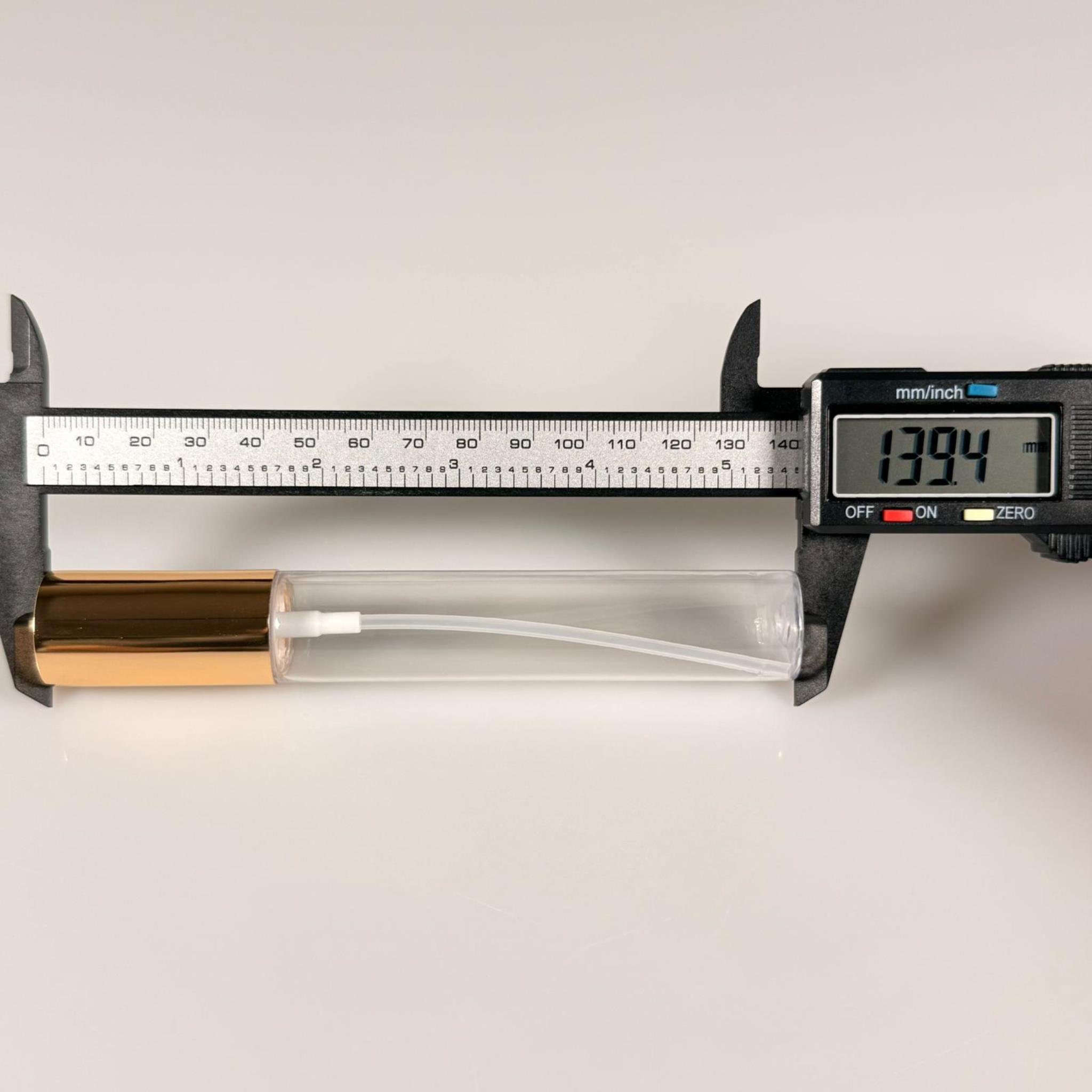 30 CC  PARFÜM ŞİŞESİ - PET KALEM PARFÜM ŞİŞESİ GOLD METAL SPREYLİ KAPAKLI TAKIM - 30 ML PLASTİK TÜP PARFÜM ŞİŞESİ - VİDALI SPREY VALF TEKRAR DOLDURULABİLİR - HEDİYELİK PET KOLONYA ŞİŞESİ - DÜĞÜN, NİŞAN, SÖZ, KINA, CENAZE, PROMOSYON İÇİN HEDİYELİK KOLONYA ŞİŞELERİ