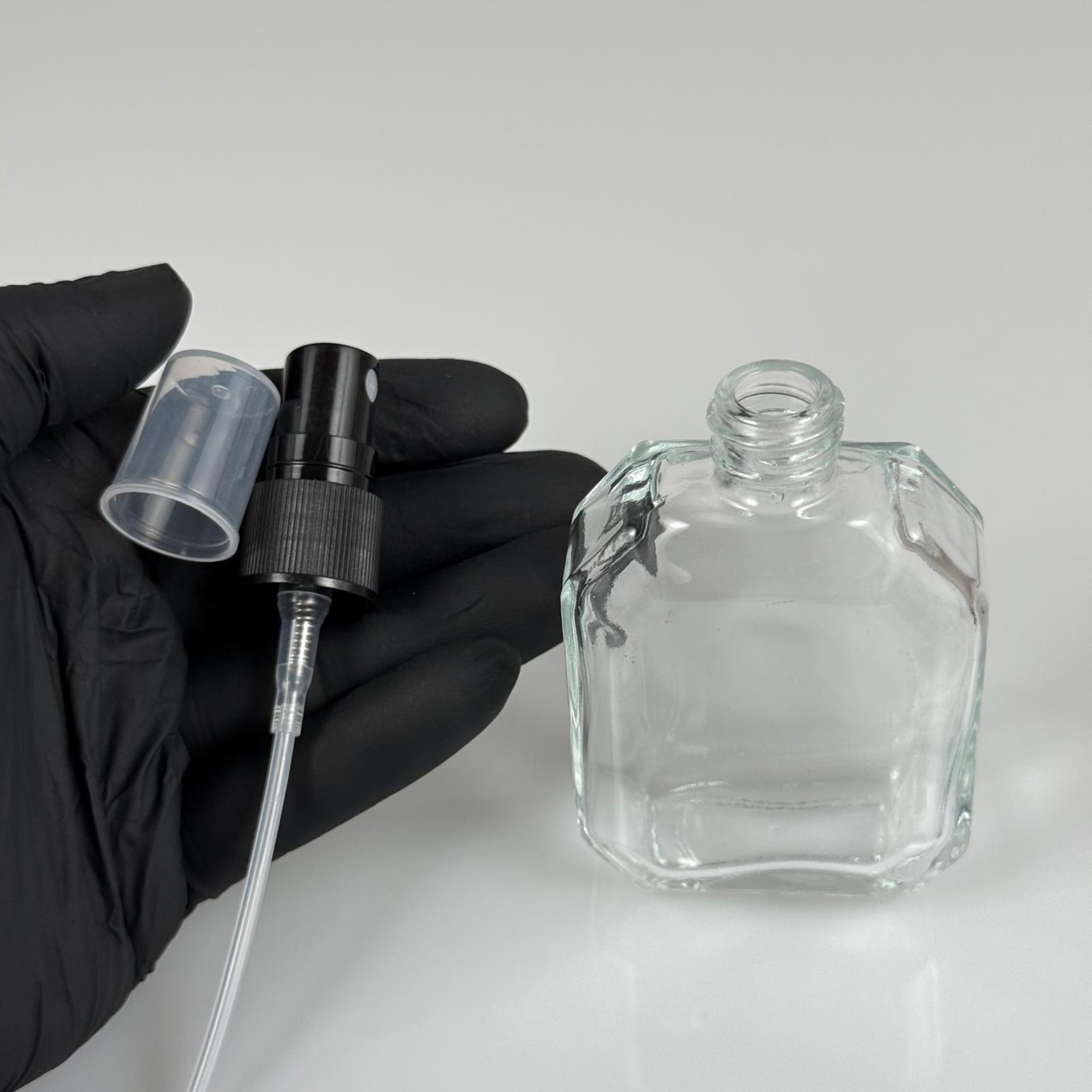 50 CC KAZABLANKA CAM ŞİŞE + SİYAH SPREY FISFIS - 50 ML HEDİYELİK CAM KOLONYA ŞİŞESİ - DÜĞÜN, NİŞAN, SÖZ, KINA, CENAZE, PROMOSYON İÇİN HEDİYELİK KOLONYA ŞİŞELERİ