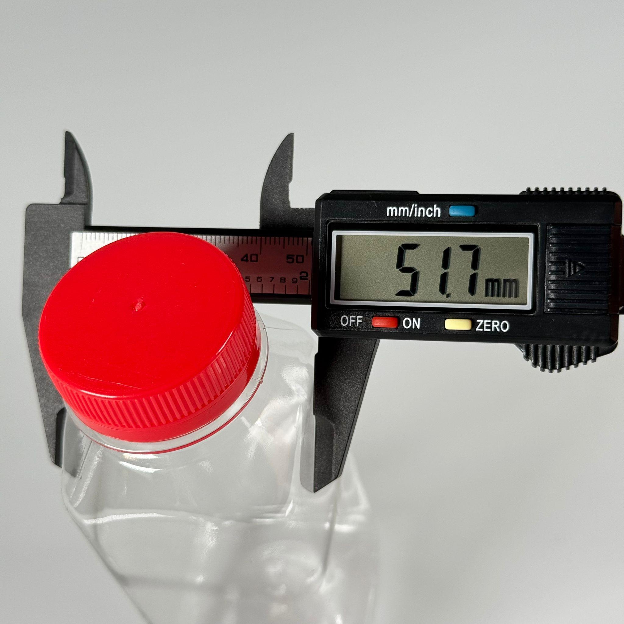 250 CC KÖŞELİ KARE PET ŞİŞE (18,5 GR) - 38 MM GENİŞ AĞIZLI KIRMIZI KİLİTLİ KAPAKLI - 250 ML DETOX, MEYVE SUYU, SMOOTHIE, AYRAN, SÜT, MEŞRUBAT VB İÇİN BOŞ PLASTİK ŞİŞELER