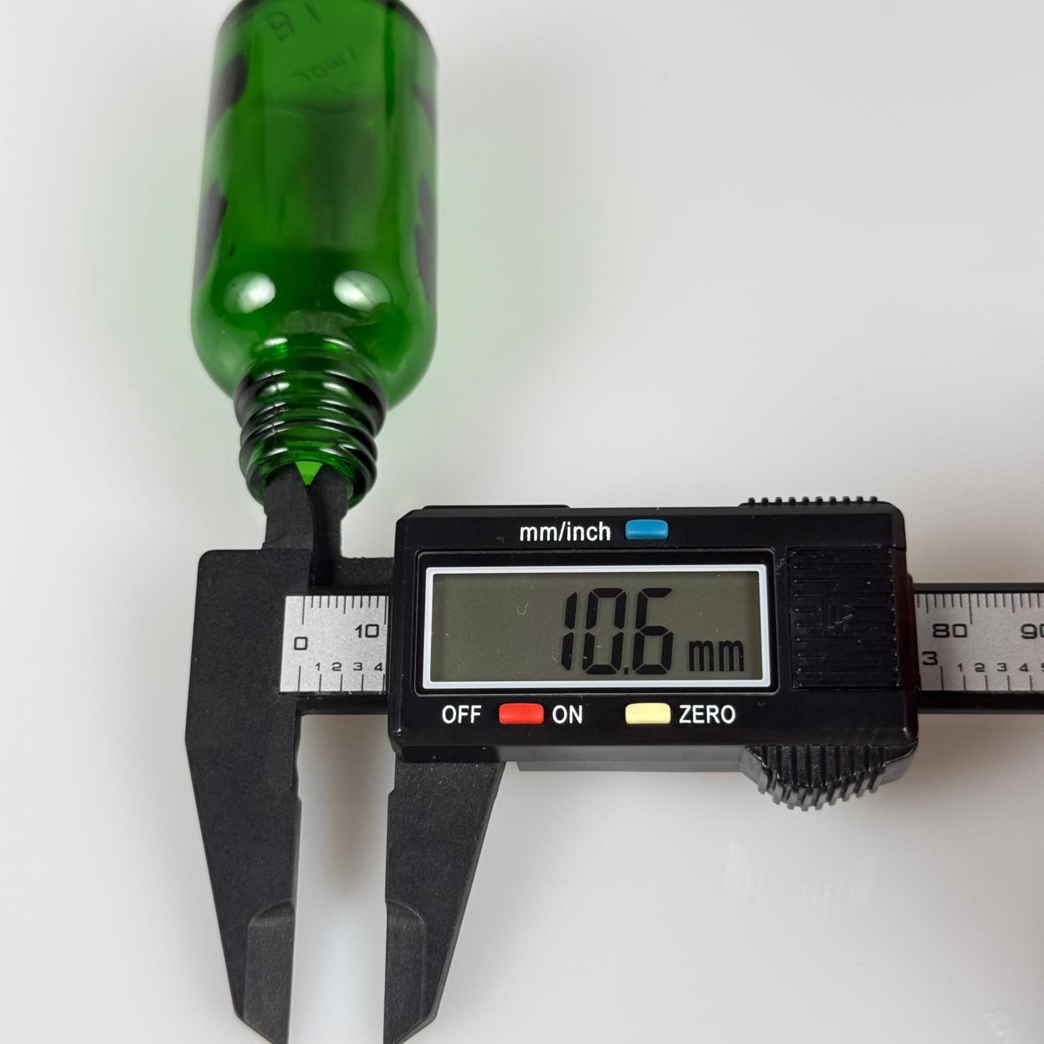 30 CC YEŞİL CAM ŞİŞE 18 MM AC