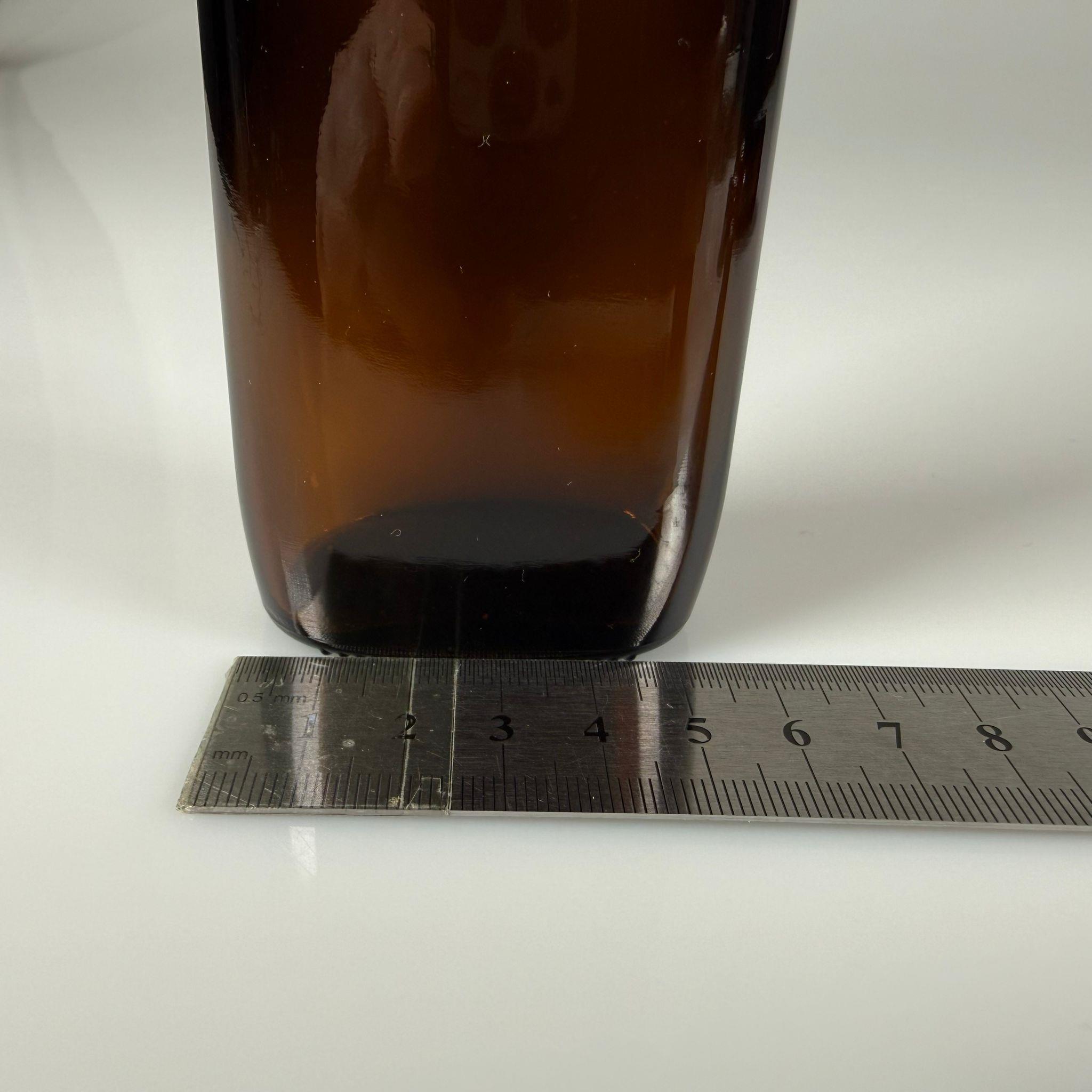 FLAKON ENJEKTÖR SERUM ŞİŞESİ - 150 ML YASSI ECZA CAM ŞİŞE + VİDALI DELİKLİ KAPAK (ELLE ÇEVİREREK KAPANIR) + KAUÇUK BUTİL TIPA TAKIM