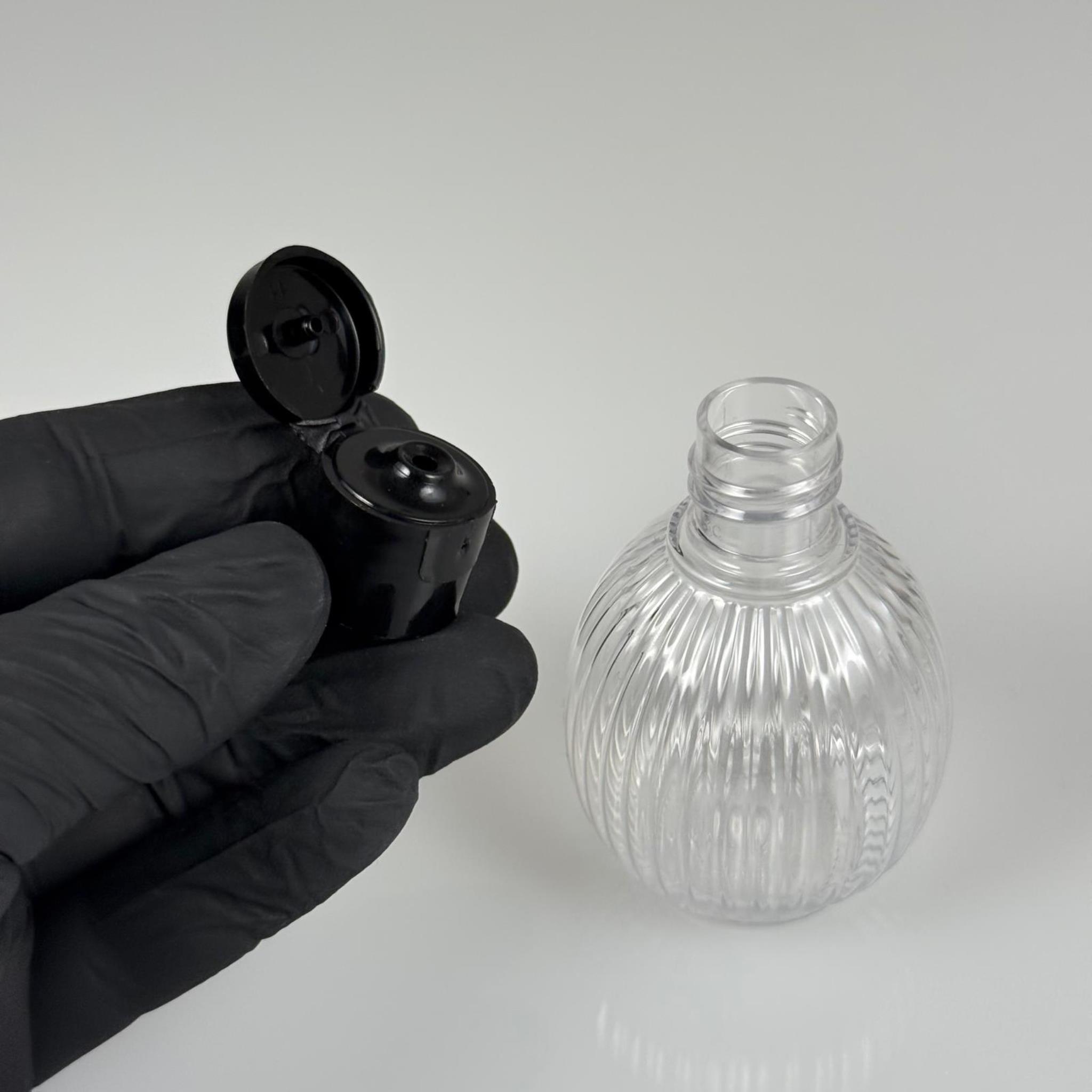 50 CC TOP ÇİZGİLİ DESENLİ 18 MM SİYAH FLİPTOP KAPAKLI PET ŞİŞE - 50 ML TOP MODEL ÇİZGİLİ FLİPTOP KAPAKLI PLASTİK ŞİŞE