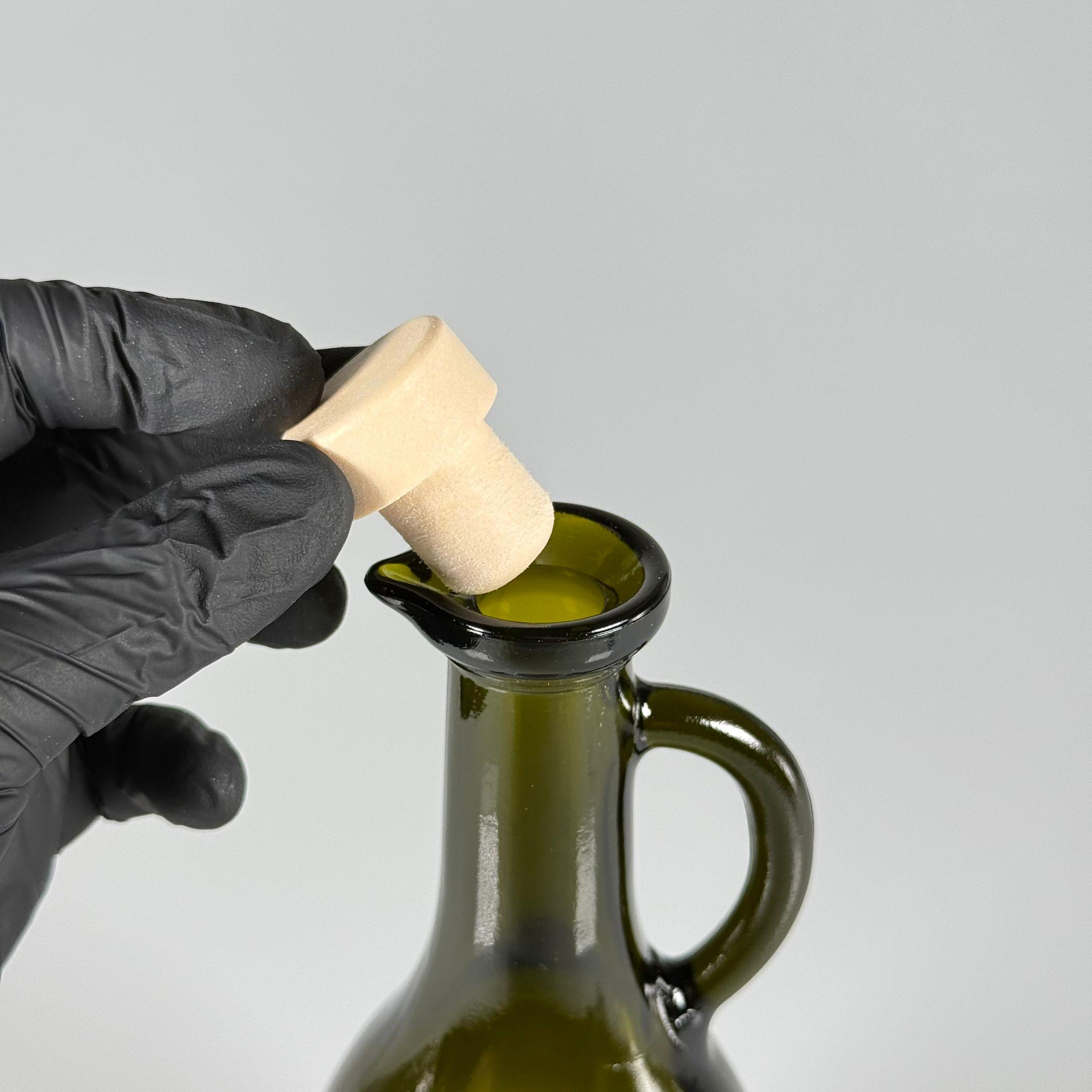 500 CC GAGALI ZEYTİNYAĞ İÇİN YEŞİL CAM ŞİŞE + AHŞAP GÖRÜNÜMLÜ SENTETİK MANTAR TIPA - 500 ML TIPALI CAM ŞİŞE