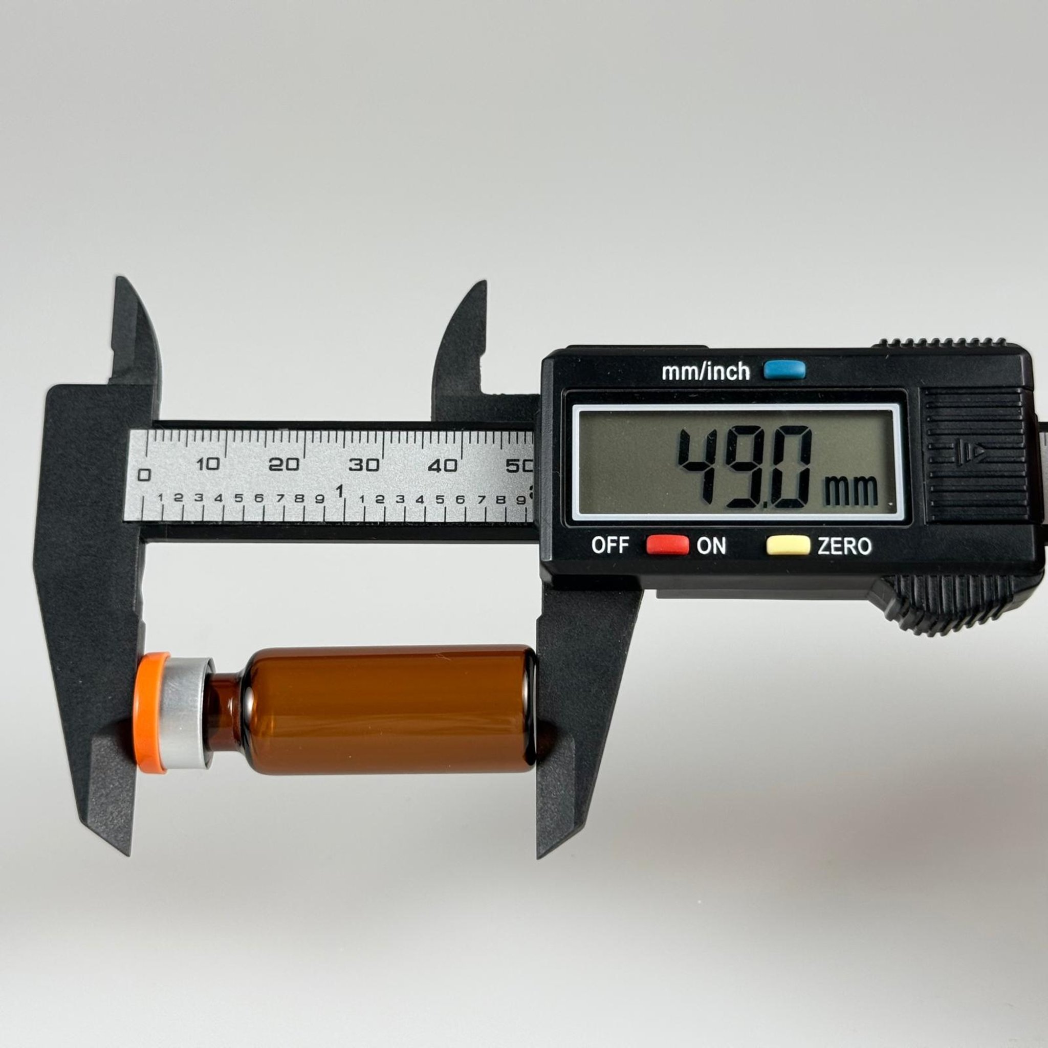 4 ML VİAL FLAKON ŞİŞE- 13 AĞIZ 4 CC AMBER CAM İLAÇ ŞİŞESİ + KAUÇUK BUTİL ENJEKTÖR TIPASI + TURUNCU FLAKON KAPAKLI TAKIM