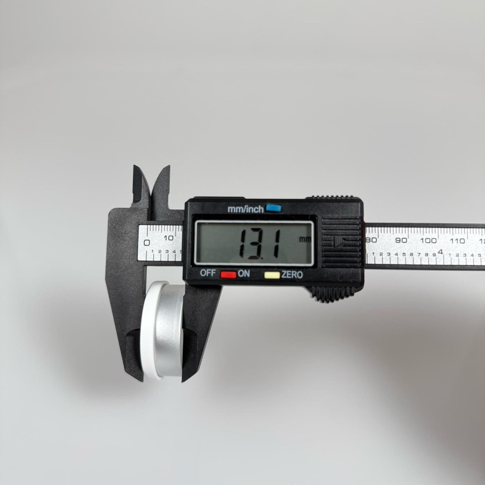 32 MM FLAKON FLİP-OFF ÜSTÜ PLASTİK ALÜMİNYUM KAPAK BEYAZ