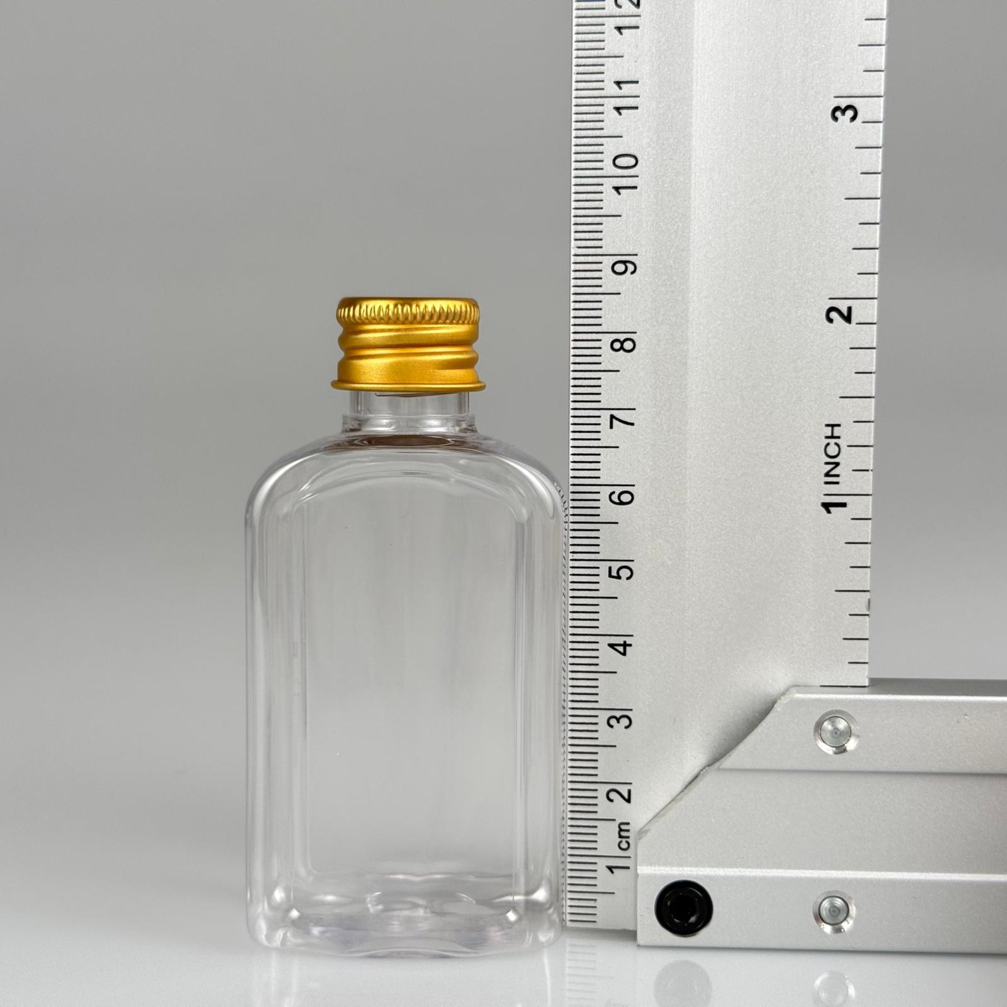 50 CC ŞEFFAF YASSI KÖŞELİ MODEL PET ŞİŞE + KÖPÜK CONTALI GOLD ALÜMİNYUM METAL KAPAKLI TAKIM - 50 ML PLASTİK ŞİŞE
