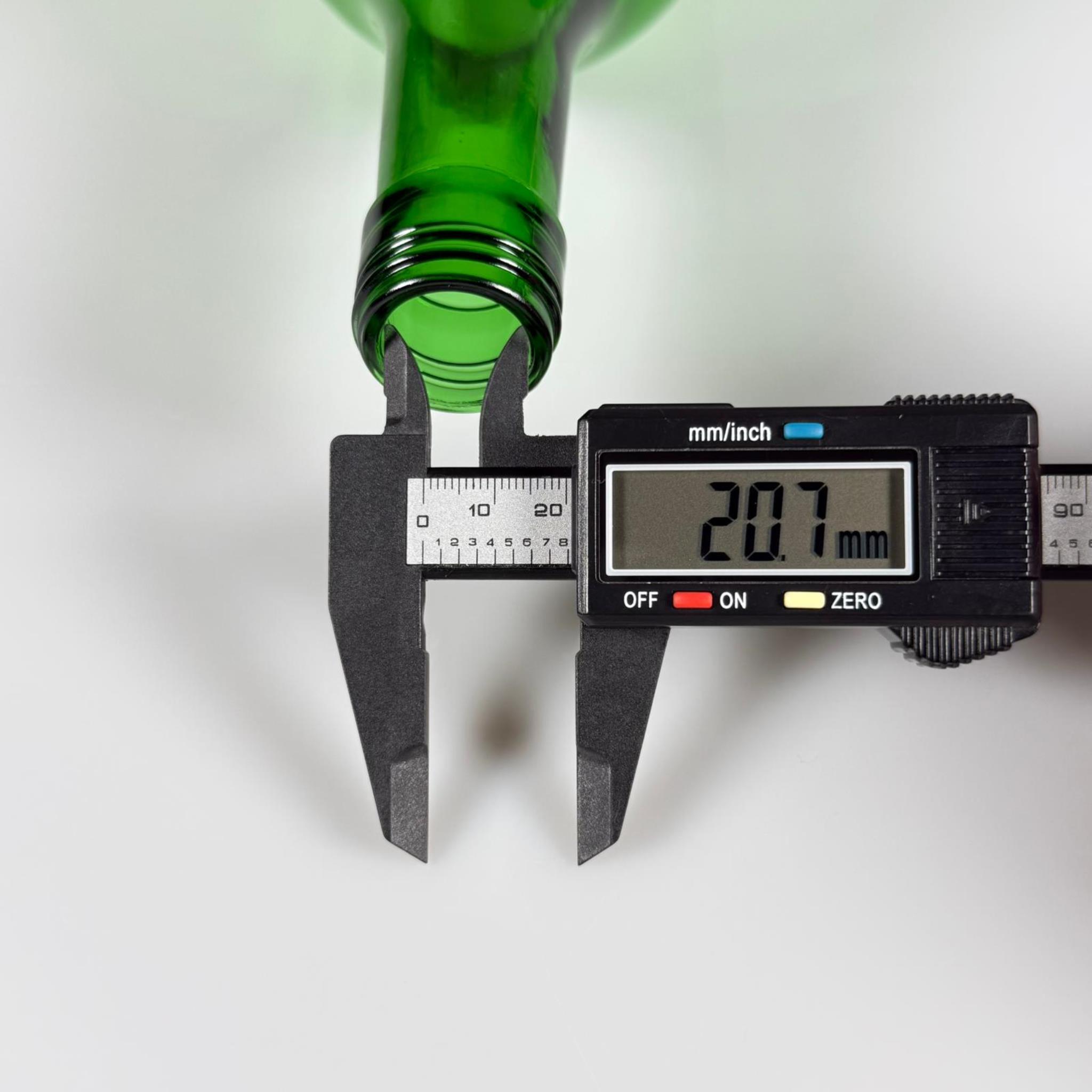 1500 CC CAM ŞİŞE YEŞİL (31 AĞIZ) - 1,5 LİTRE CAM ŞİŞE - ŞİŞECAM ÜRÜN KODU: 830299