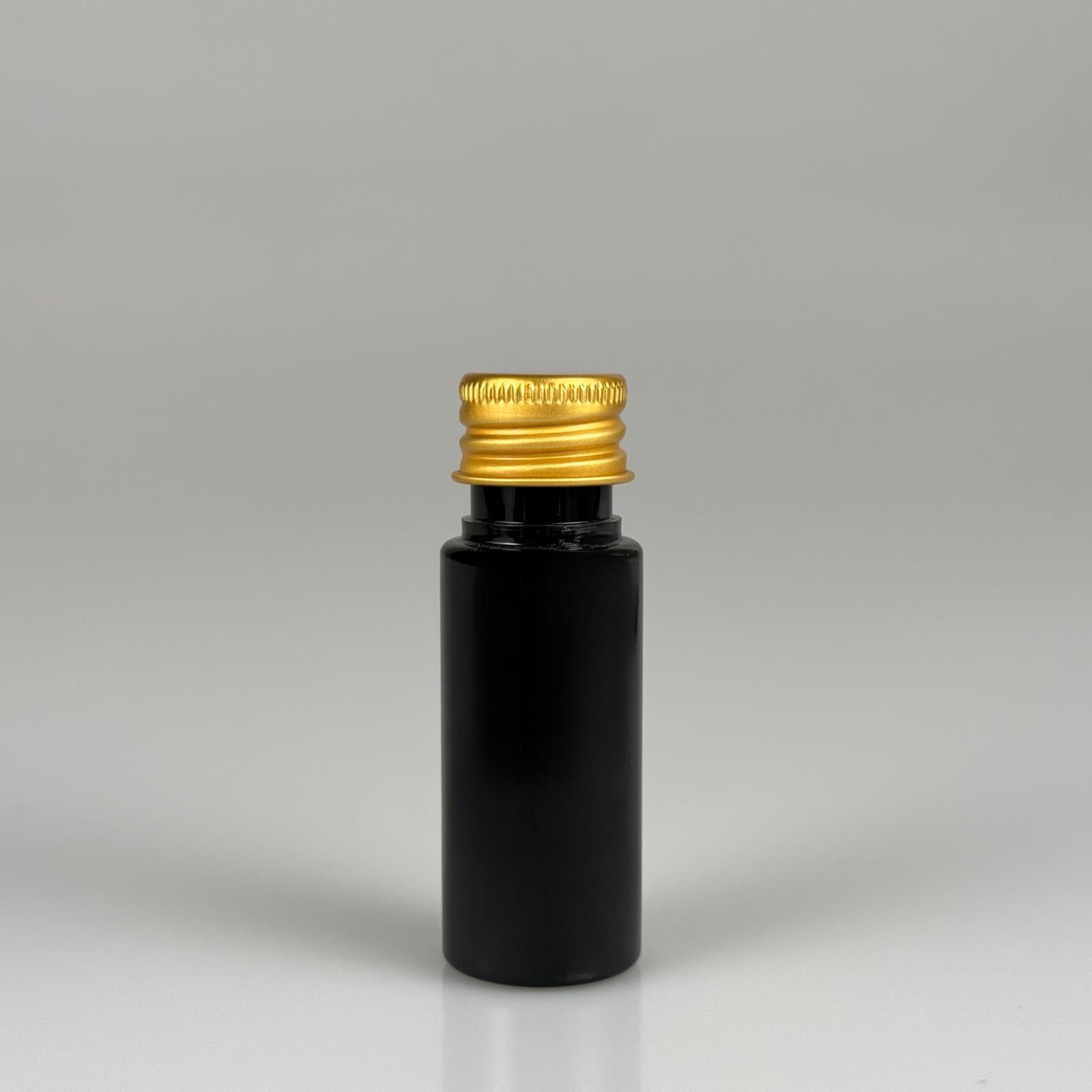 15 CC SİYAH SİLİNDİR PET ŞİŞE + KÖPÜK CONTALI GOLD ALÜMİNYUM METAL KAPAKLI TAKIML - 15 ML SİYAH PET ŞİŞE