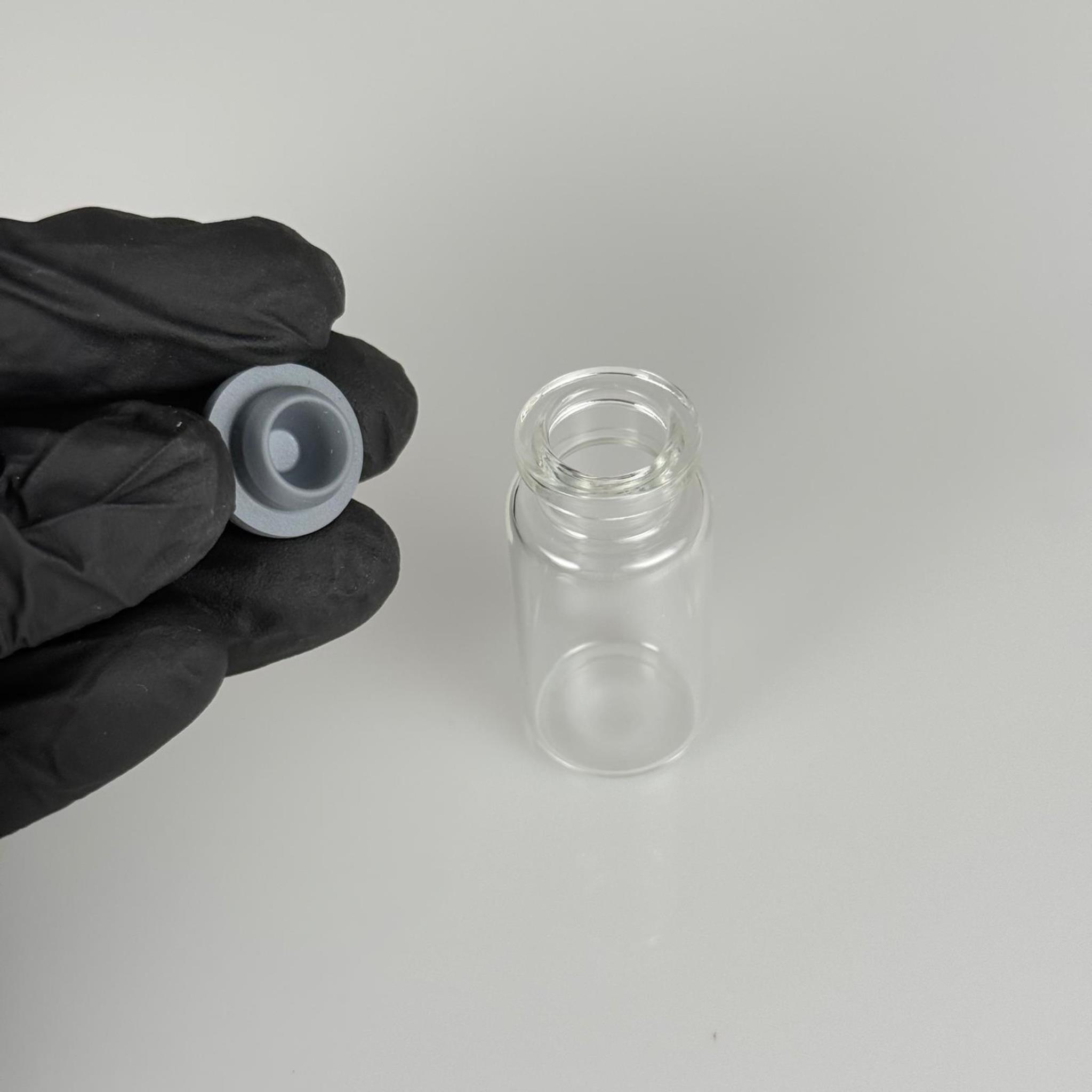 23X50 MM İNCE BOROSİLİKAT FLAKON CAM ŞİŞE 12 ML + BUTİL KAUÇUK TIPA 20 MM - ŞEFFAF CAM İLAÇ, ECZA, PENİSİLİN, MEDİKAL, LABORATUVAR, FARMASÖTİK ŞİŞELERİ
