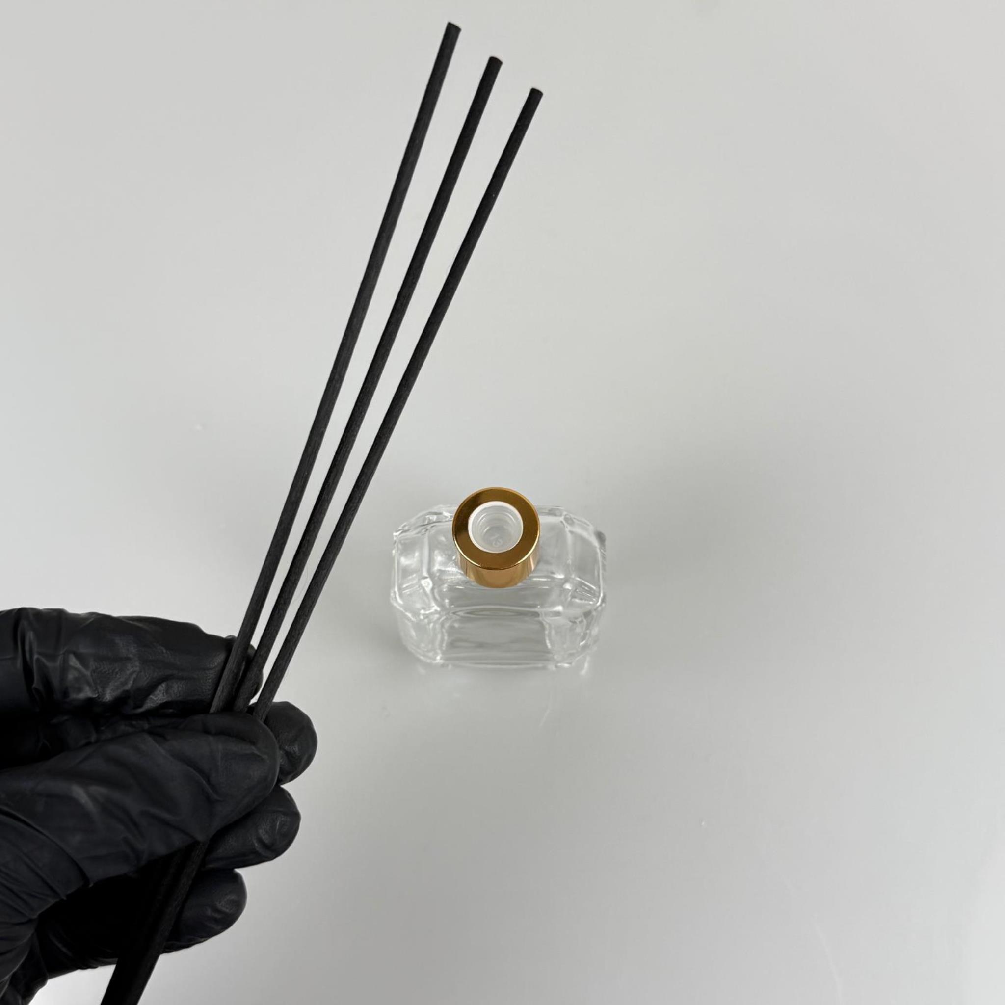 KAZABLANKA MODEL CAM BAMBU ODA KOKUSU ŞİŞESİ + METAL GOLD KAPAK + TIPA + 3 ADET FİBER BAMBU ÇUBUK - 50 ML SET TAKIM - HEDİYELİK PROMOSYON DİFFUSER ŞİŞELERİ