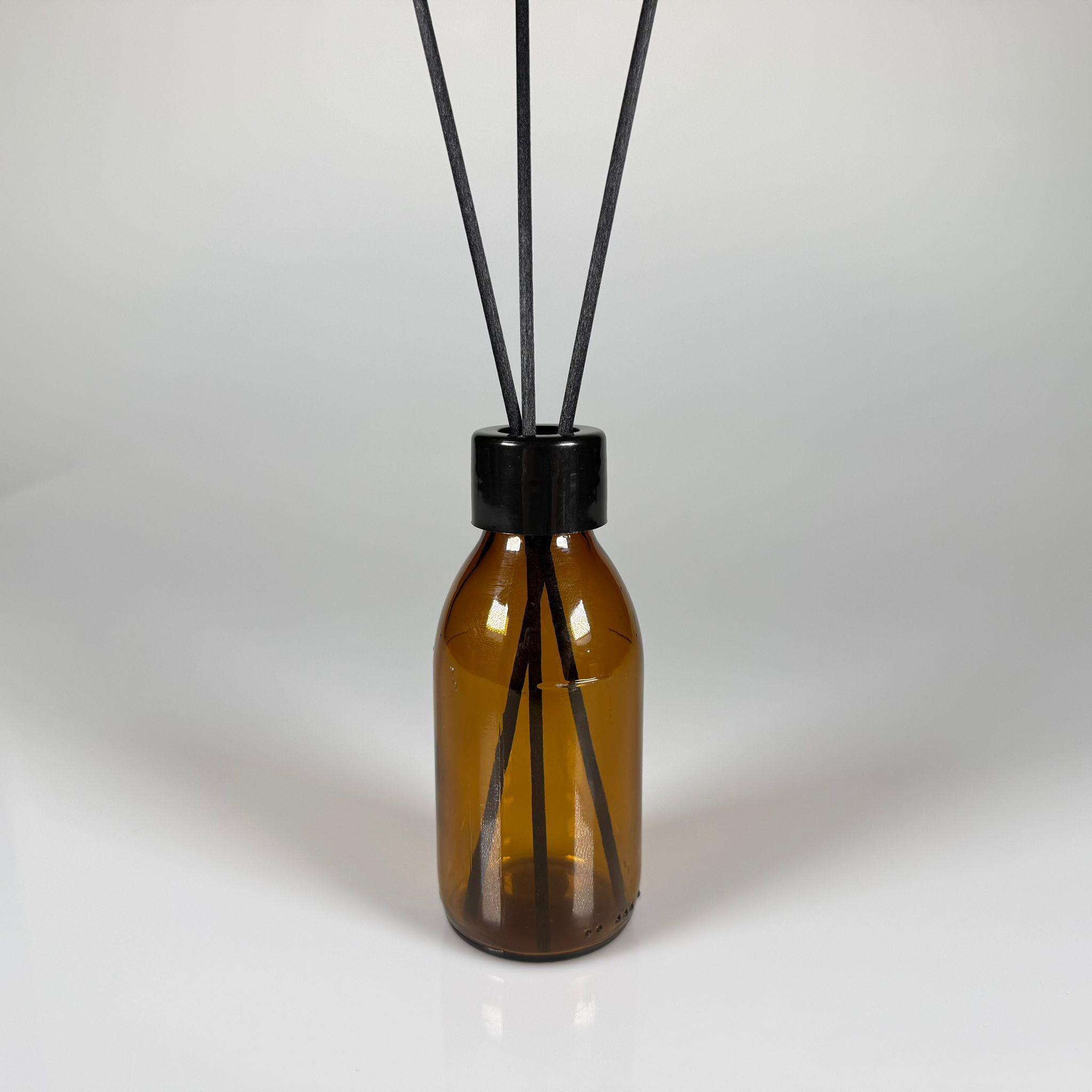 125 CC AMBER CAM BAMBU ODA KOKUSU ŞİŞESİ - 125 ML ÇUBUKLU BAMBU ODA KOKUSU ŞİŞESİ - DİFÜZÖR ŞİŞE- CAM ŞİŞE + SİYAH VİDALI KAPAK + KÖR TIPA + 3 ADET FİBER SİYAH BAMBU ÇUBUK