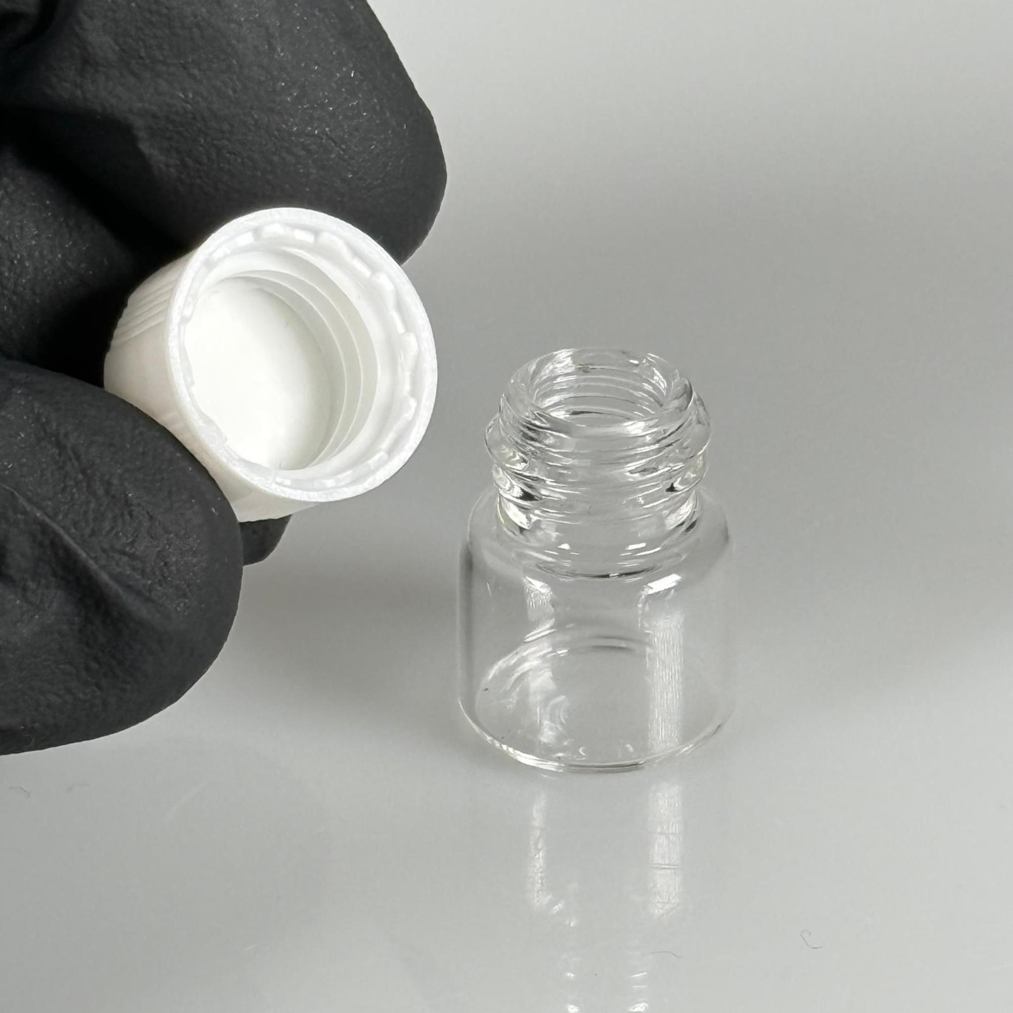 1 CC ŞEFFAF CAM ŞİŞE - BEYAZ KAPAKLI - 1 ML KAPAKLI CAM ŞİŞE