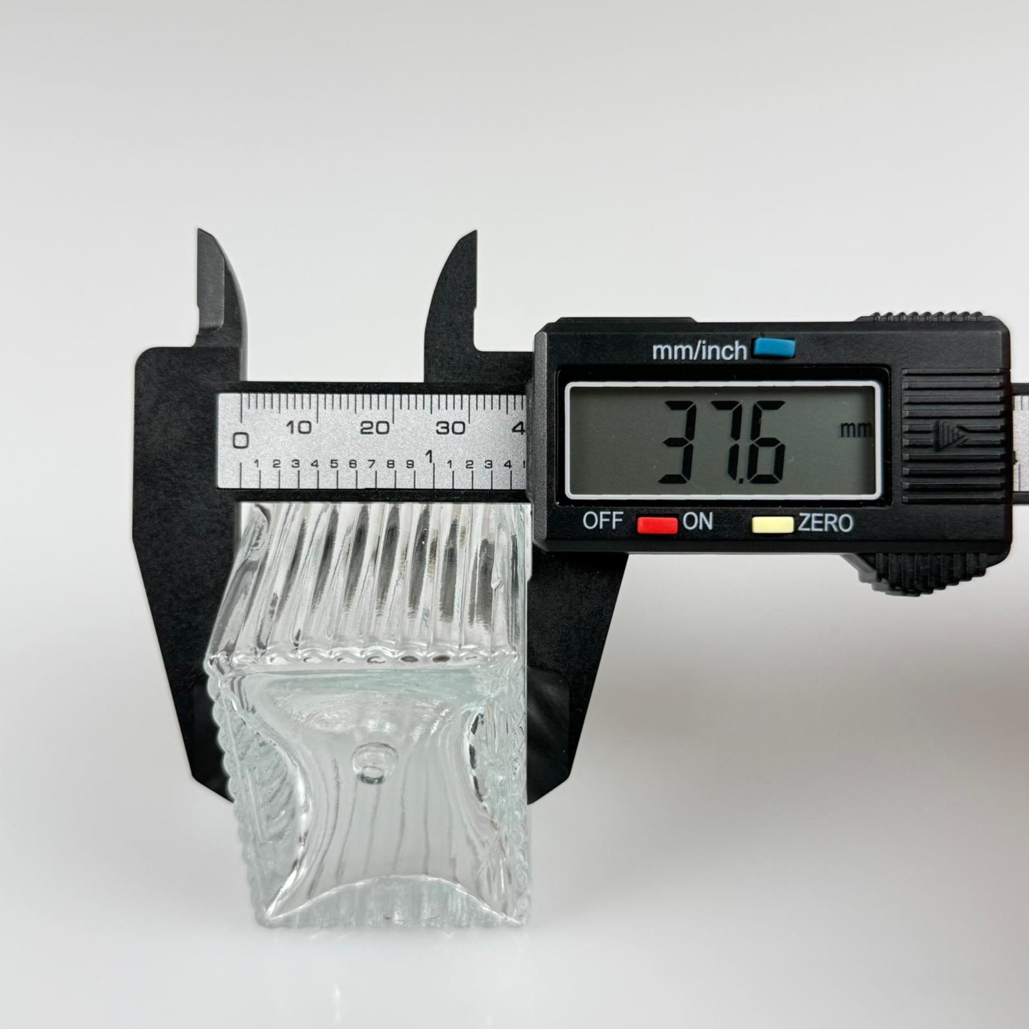 50 CC KÖŞELİ DESENLİ ÇİZGİLİ PRESTİJLİ CAM DAMLALIKLI ŞİŞE - SİYAH EMZİK - GÜMÜŞ FLOWER SEPET MODEL METALİK KAPAK - 50 ML CAM DAMLALIKLI ŞİŞE - DAMLALIKLI BOŞ ŞİŞE