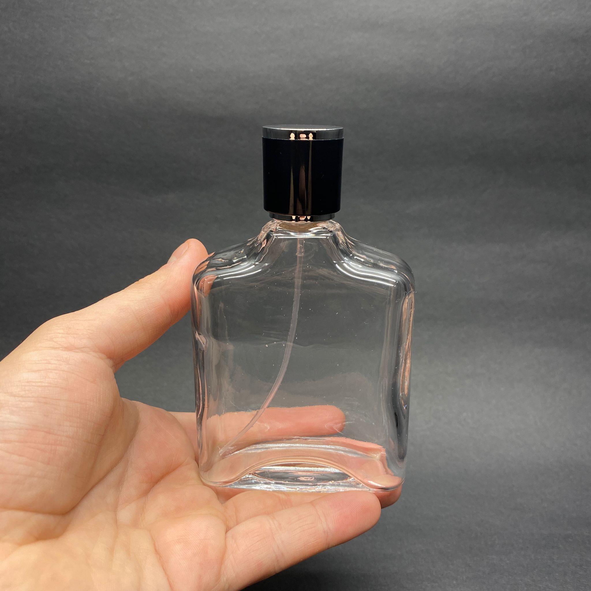 100 ML YASSI MODEL ZEUS PARFÜM ŞİŞESİ - SİYAH METAL SPREYLİ + GÜMÜŞ SİYAH KAPAKLI (AĞIZ 15 MM GEÇME KOLAY KAPAMA) !!DEFOLU ŞİŞE ÇIKABİLİR, FİYAT UYGUN TUTULMUŞTUR!!
