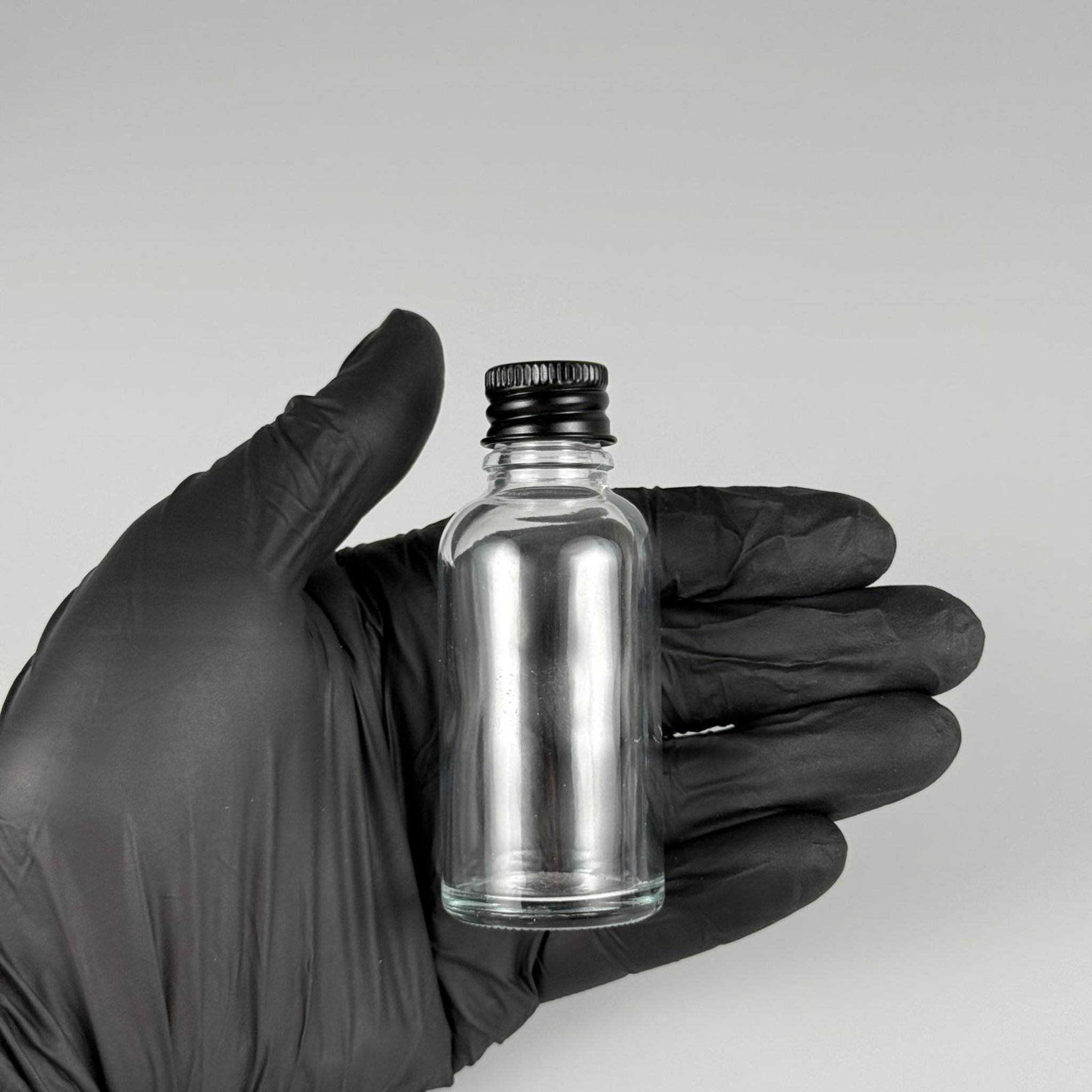 30 CC ŞEFFAF CAM ŞİŞE + KÖPÜK CONTALI SİYAH ALÜMİNYUM METAL KAPAKLI + KÖR TIPALI TAKIM - 30 ML ŞEFFAF CAM ŞİŞE