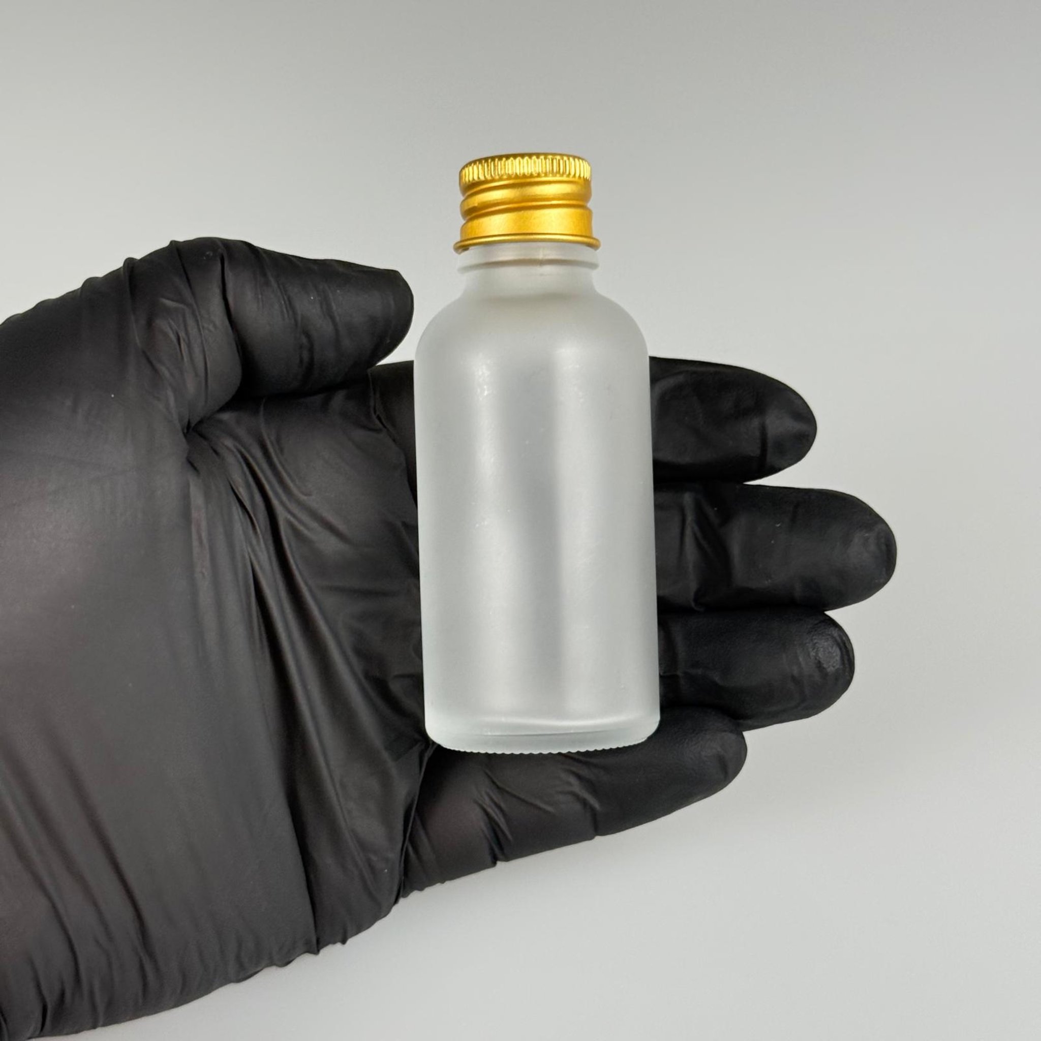 50 CC BUZLU CAM ŞİŞE + KÖPÜK CONTALI GOLD ALÜMİNYUM METAL KAPAKLI TAKIM - 50 ML BUZLU CAM ŞİŞE