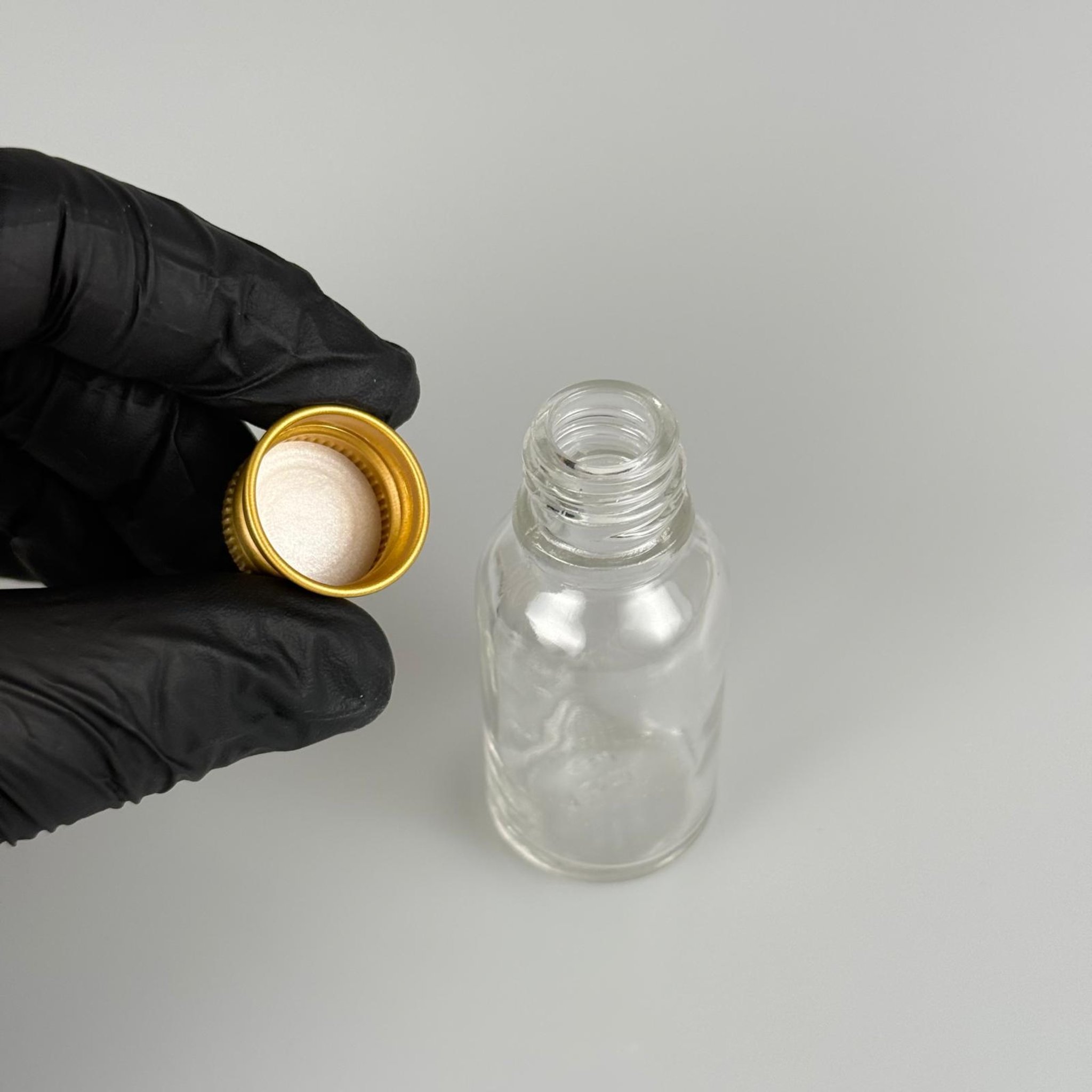 15 CC ŞEFFAF CAM ŞİŞE + KÖPÜK CONTALI GOLD ALÜMİNYUM METAL KAPAKLI TAKIM - 15 ML ŞEFFAF CAM ŞİŞE