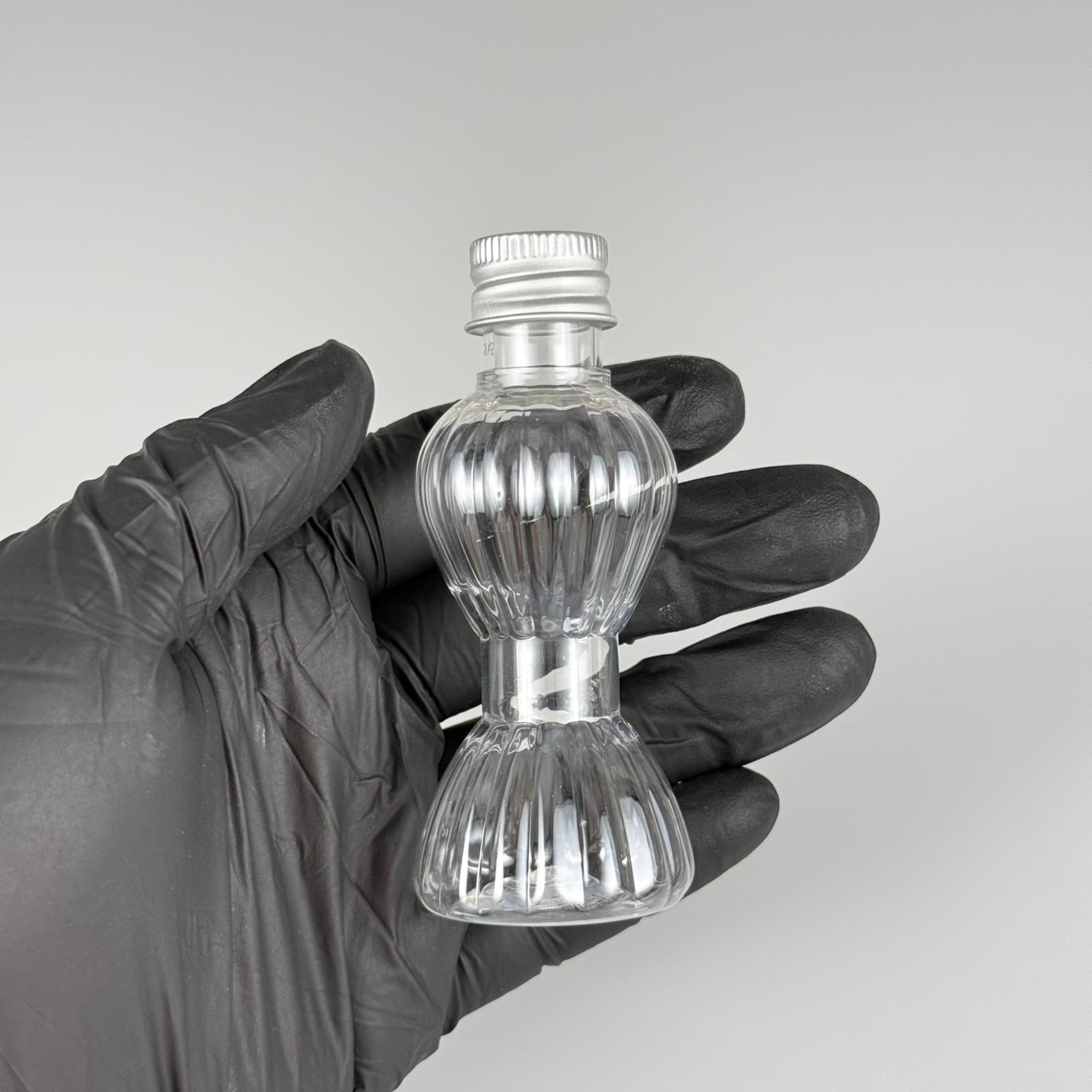 40 CC MİNİ PIRLANTA ŞİŞE + KÖPÜK CONTALI GÜMÜÜŞ ALÜMİNYUM METAL KAPAKLI + DAMLALIKLI KOLONYA TIPALI TIPALI TAKIM - 40 ML CAMPET ŞİŞE