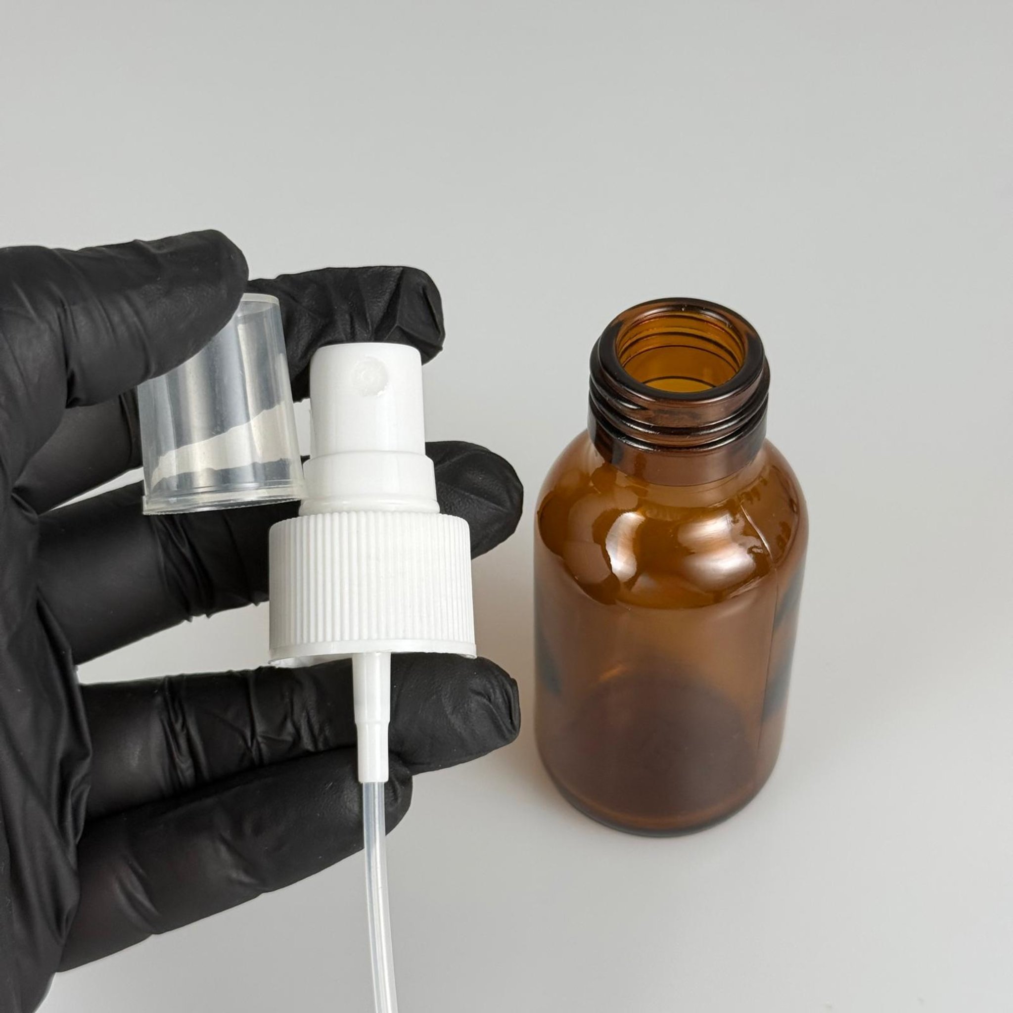 75 ML AMBER SPREYLİ CAM ŞİŞE - 75 CC KAHVERENGİ CAM ŞİŞE + 25 MM BEYAZ SPREY FISFIS TAKIM