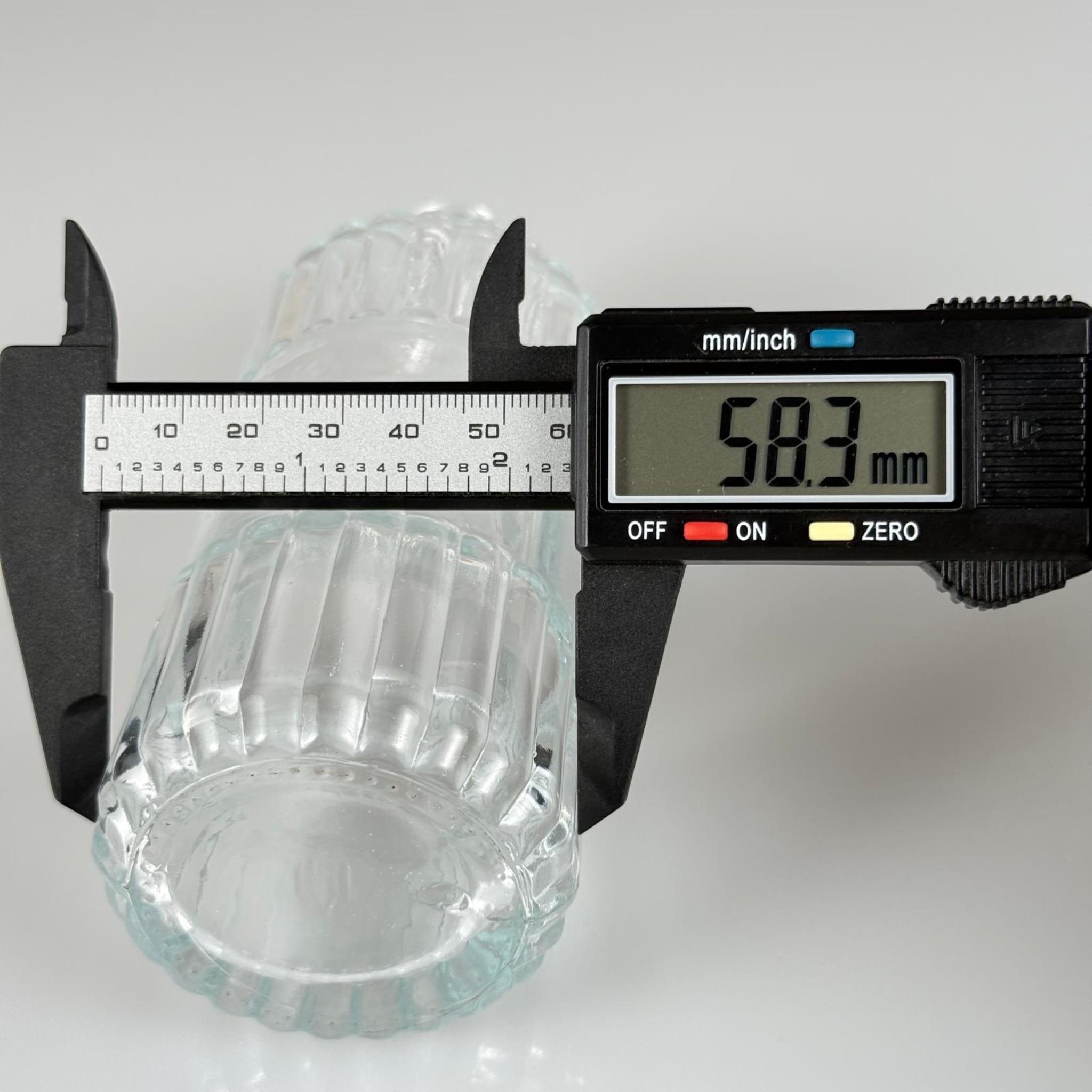 200 CC SİLİNDİR ZÜMRÜT MODEL CAM ŞİŞE - 24 AĞIZ + KÖPÜK CONTALI SİYAH METAL ALÜMİNYUM KAPAK - 200 ML ZÜMRÜT CAM ŞİŞELERİ