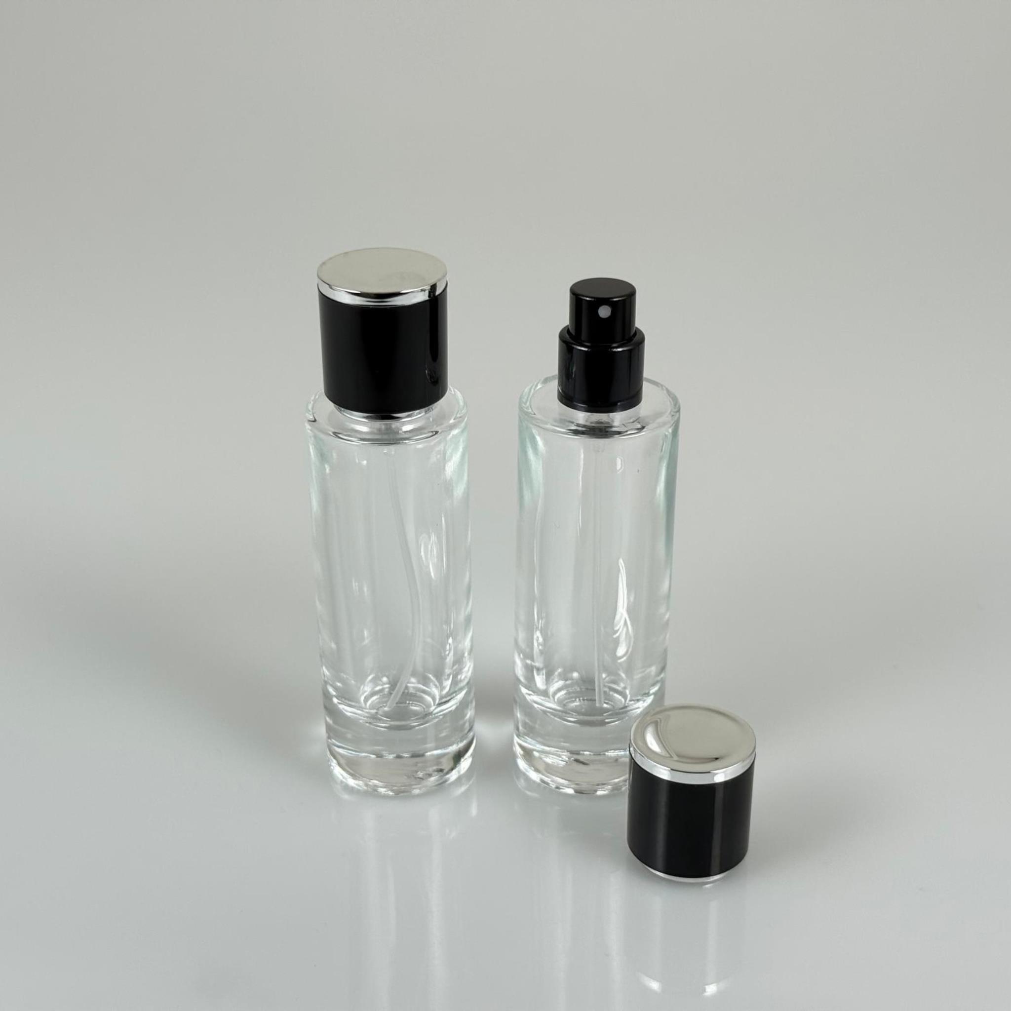 30 ML SİLİNDİR UZUN MODEL PARFÜM ŞİŞESİ - SİYAH METAL SPREYLİ + GÜMÜŞ SİYAH KAPAKLI (AĞIZ 15 MM GEÇME KOLAY KAPAMA)