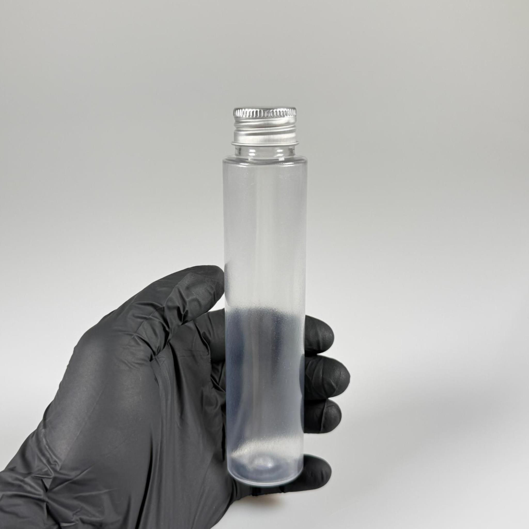 100 CC UZUN SİLİNDİR BUĞULU PET ŞİŞE (24 GR)  - GÜMÜŞ METAL KAPAKLI KOLONYA TIPALI - 100 ML BİBERİYE SUYU, LAVANTA YAĞI, SAÇ SERUM, TONİK VB İÇİN PLASTİK KOZMETİK AMBALAJLARI