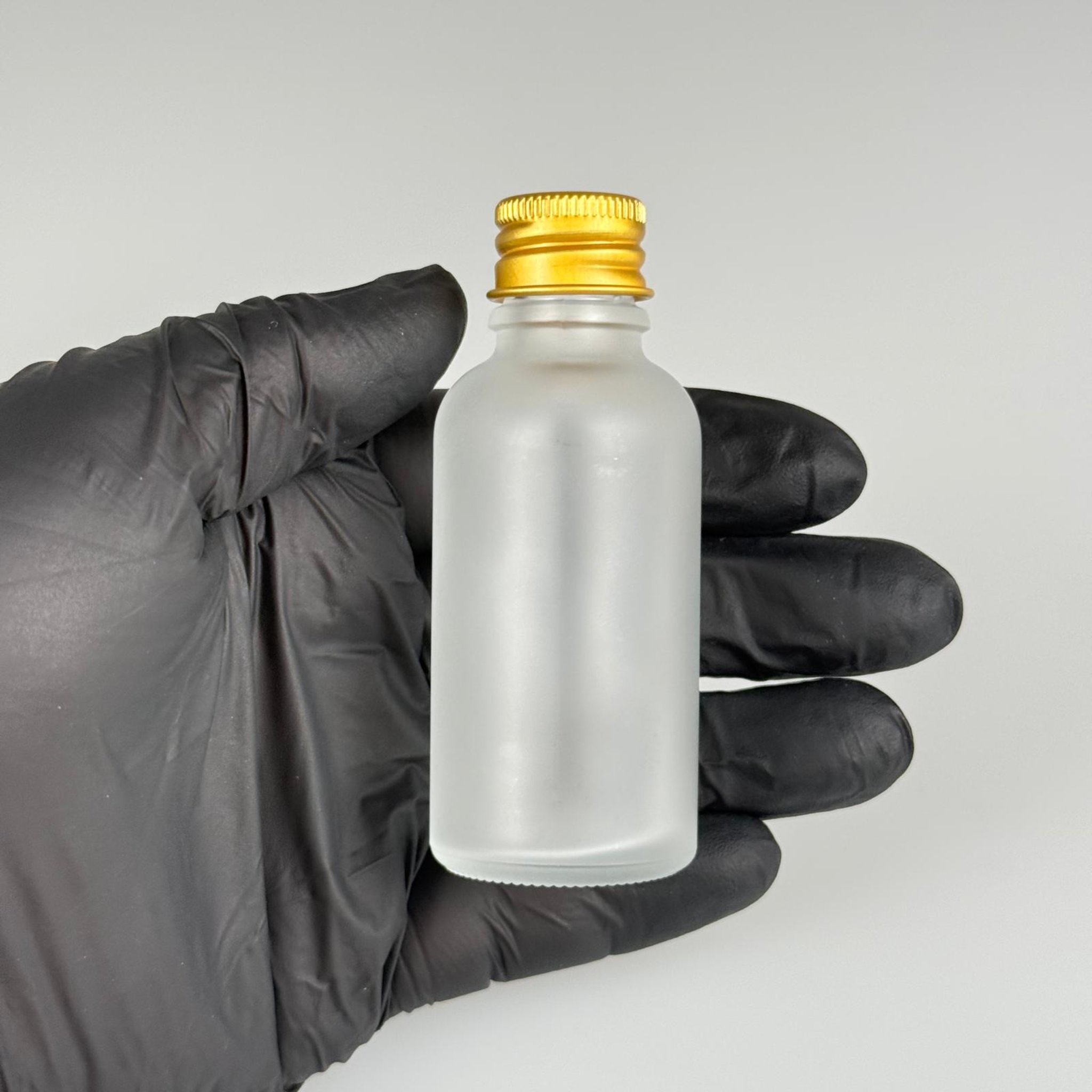 30 CC BUZLU CAM ŞİŞE + KÖPÜK CONTALI GOLD ALÜMİNYUM METAL KAPAKLI + KÖR TIPALI TAKIM - 30 ML BUZLU CAM ŞİŞE