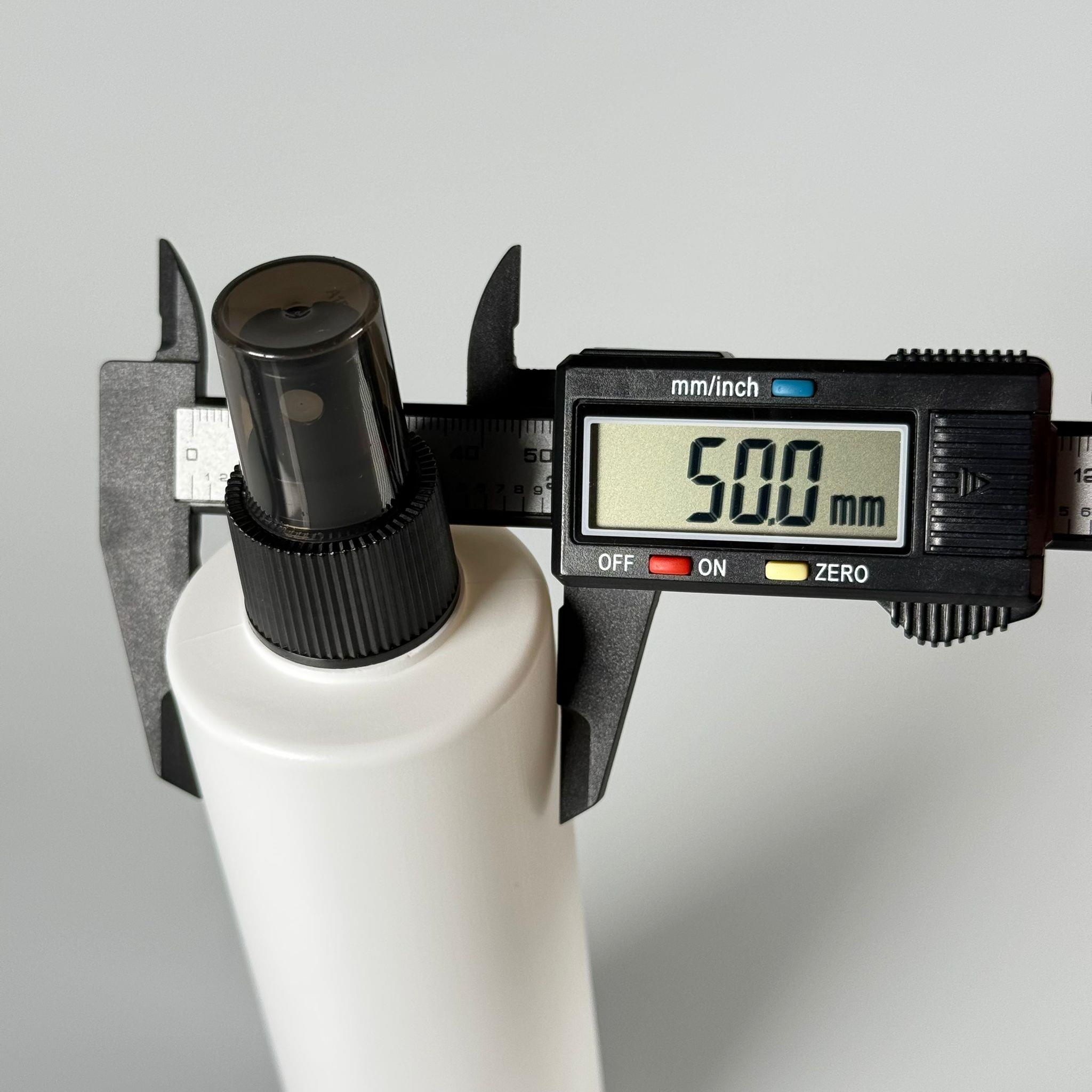 200 CC (SİLME 250 CC) BEYAZ SİLİNDİR MODEL MAT SERT POLİETİLEN ŞİŞE - SİYAH SPREYLİ - 200 ML BEYAZ SPREYLİ PLASTİK ŞİŞE