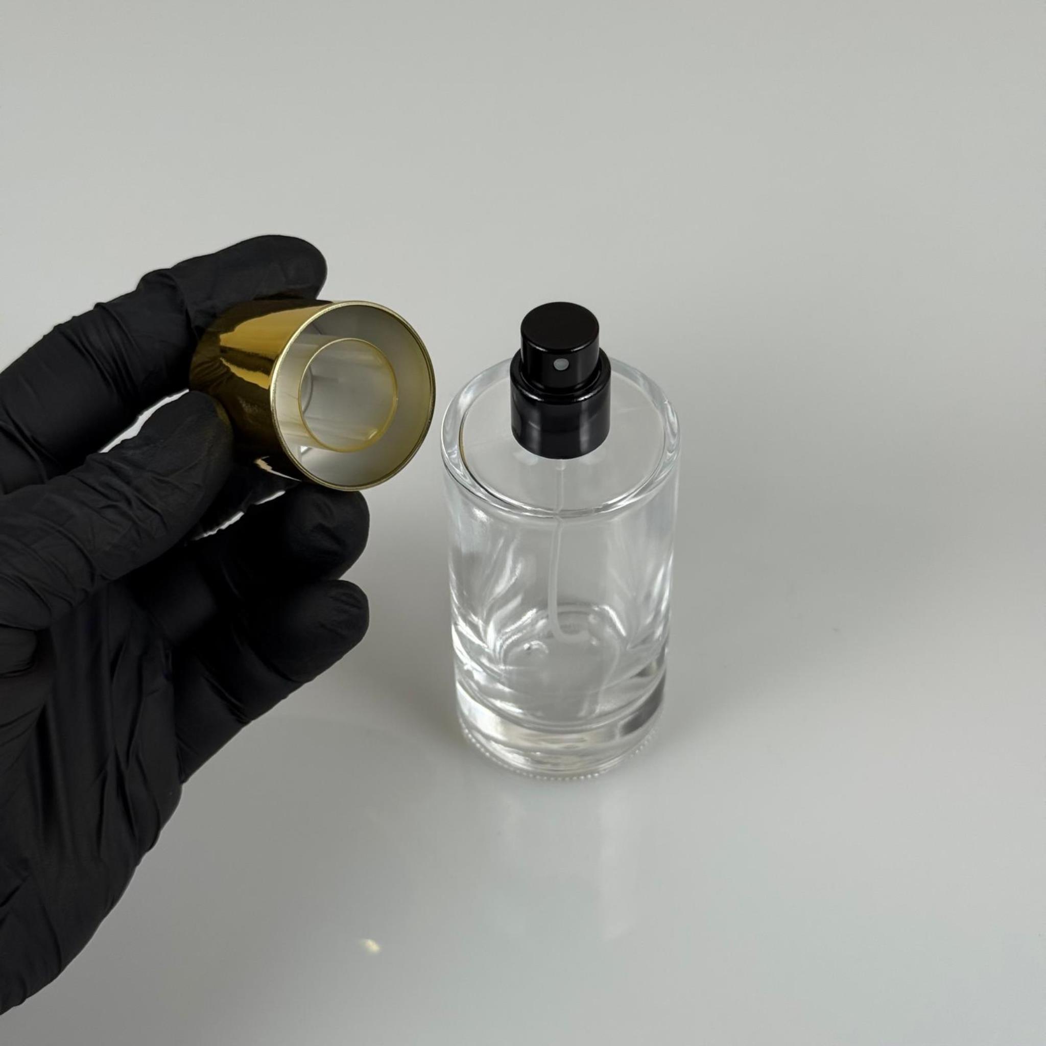 50 ML SİLİNDİR MODEL MARS PARFÜM ŞİŞESİ - SİYAH METAL SPREYLİ + GOLD GENİŞ KAPAKLI (AĞIZ 15 MM GEÇME KOLAY KAPAMA)