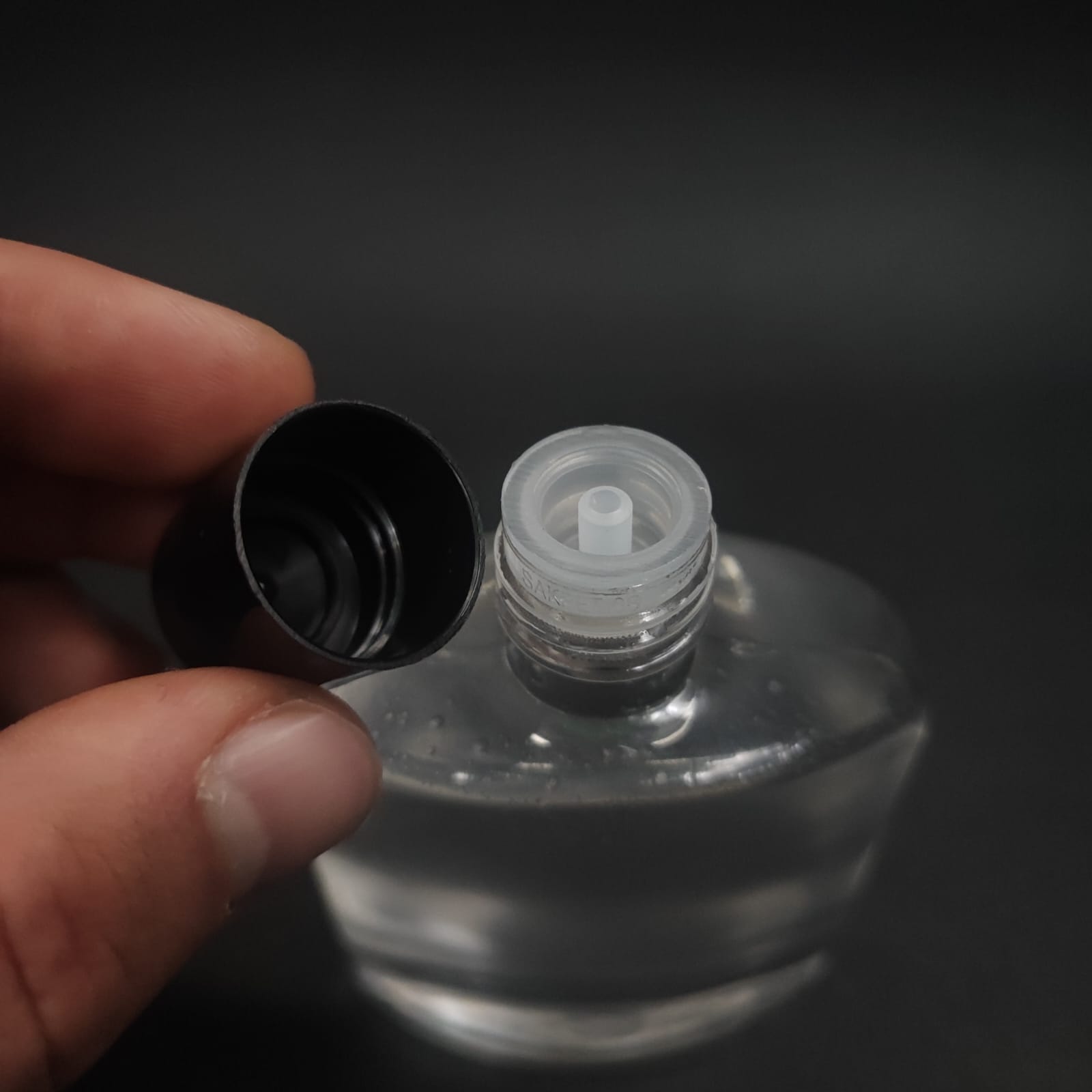 100 ML PET KOLONYA ŞİŞESİ - KAPAKLI TIPALI TAKIM - PROMOSYON DAĞITMAK İÇİN PLASTİK KOLONYA ŞİŞESİ