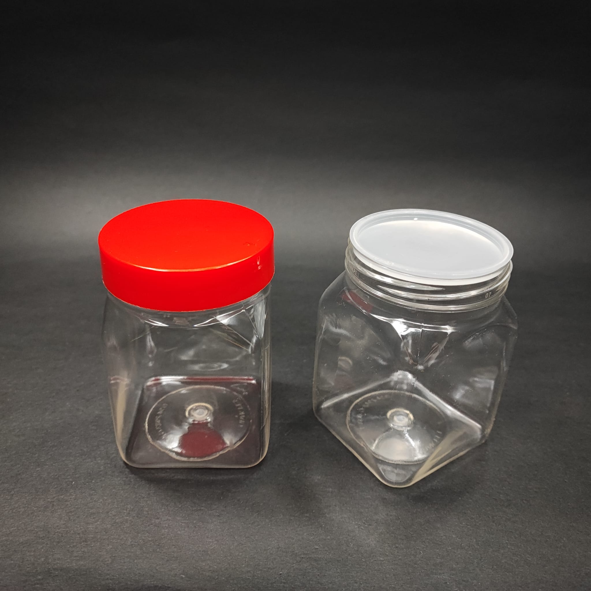 250 CC KARE PET KAVANOZ - KIRMIZI KAPAKLI - İÇ TIPALI - 250 ML PLASTİK KREM KAVANOZU