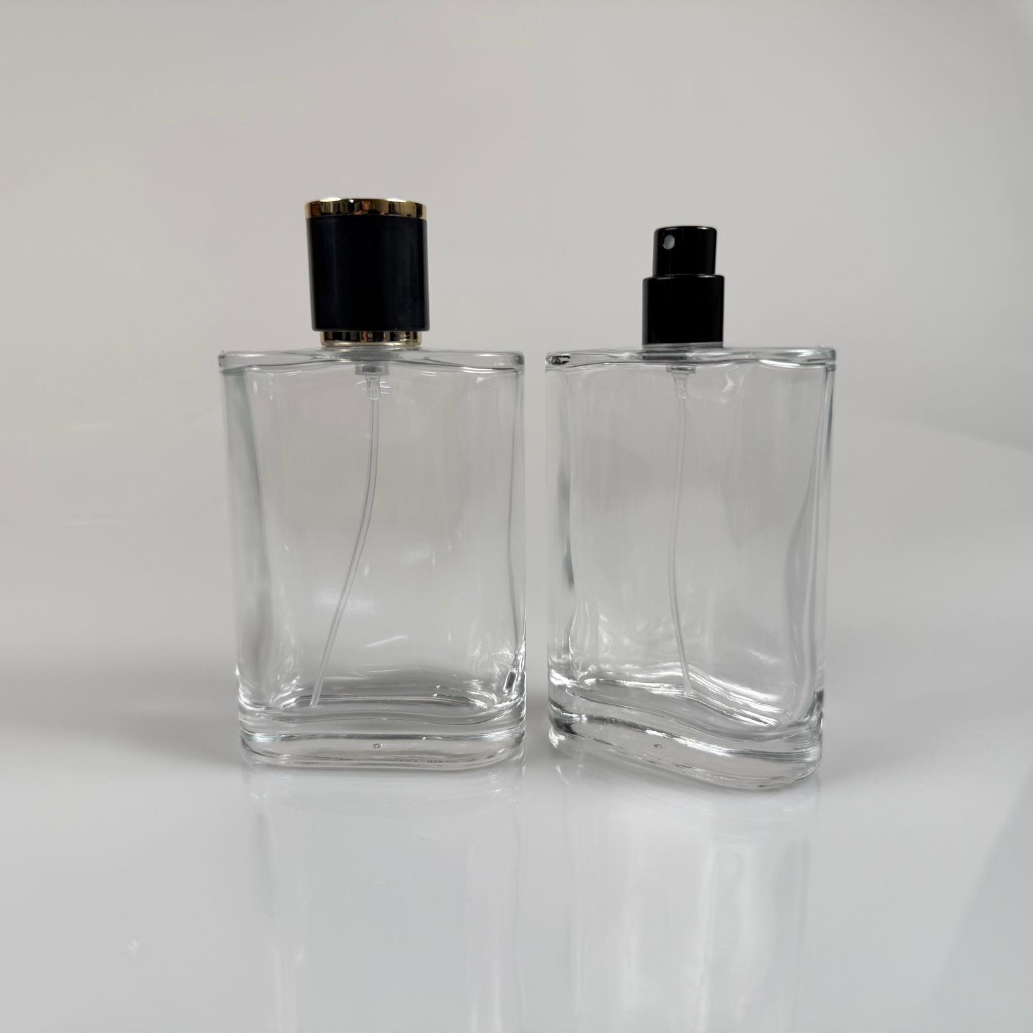 100 ML YASSI MODEL CEO PARFÜM ŞİŞESİ - SİYAH METAL SPREYLİ + GOLD SİYAH KAPAKLI (AĞIZ 15 MM GEÇME KOLAY KAPAMA)