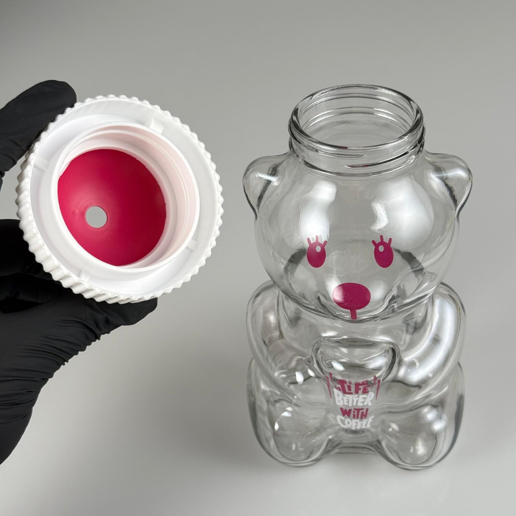 500 CC PİPETLİ CAM AYICIK BARDAK - PEMBE KAPAKLI + FIRÇALI PASLANMAZ ÇELİK GOLD PİPETLİ TAKIM - 500 ML AYICIK FİGÜRLÜ PİPETLİ CAM SU , SOĞUK KAHVE ,  MEYVE SUYU ,  MEŞRUBAT BARDAĞI VB - HEDİYELİK BARDAK