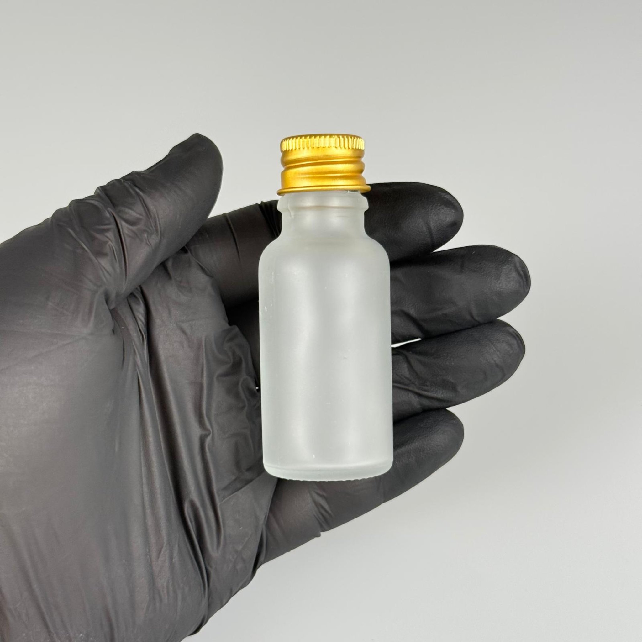 20 CC BUZLU CAM ŞİŞE + KÖPÜK CONTALI GOLD ALÜMİNYUM METAL KAPAKLI + KÖR TIPALI TAKIM - 20 ML BUZLU CAM ŞİŞE