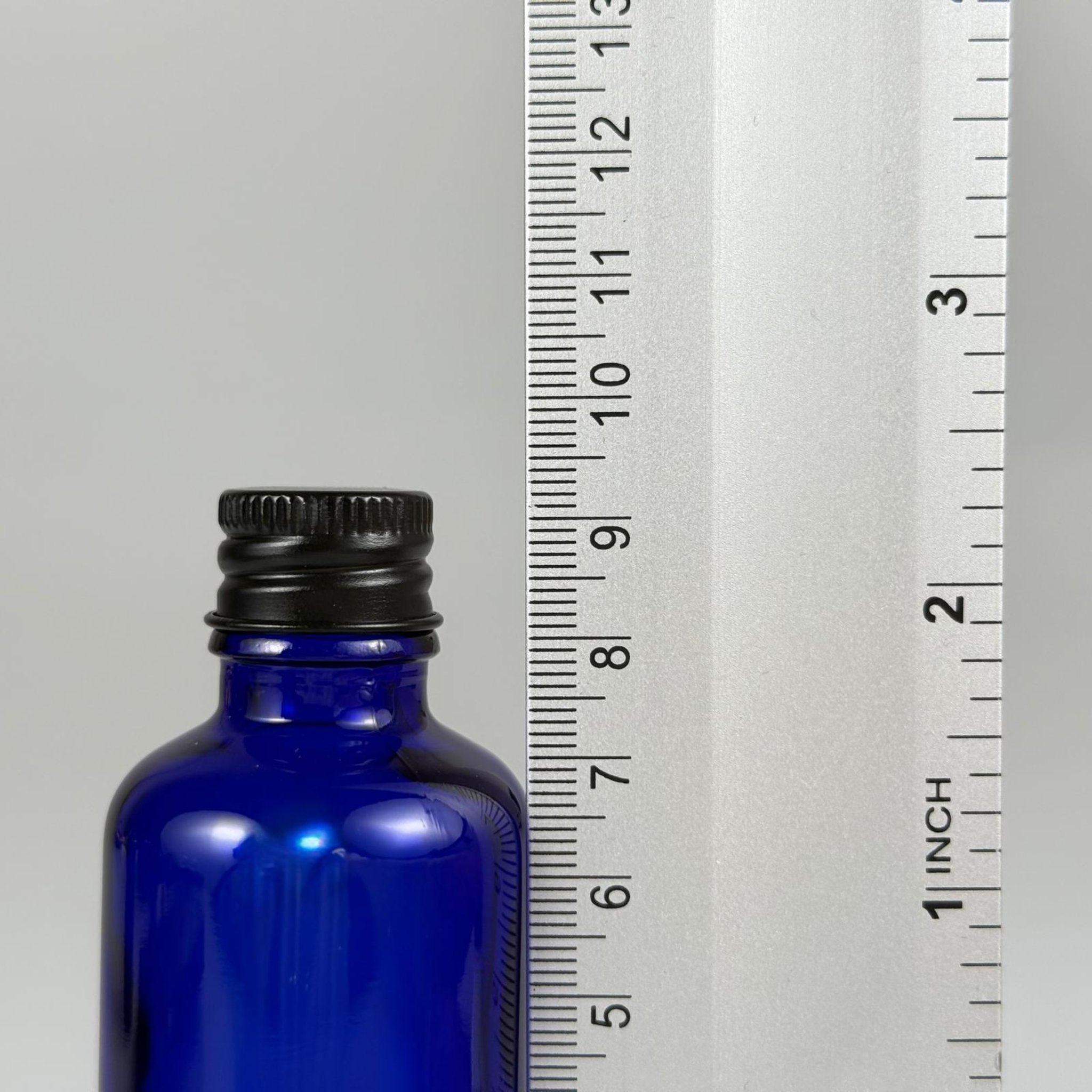 50 CC MAVİ CAM ŞİŞE + KÖPÜK CONTALI SİYAH ALÜMİNYUM METAL KAPAKLI TAKIM - 50 ML MAVİ CAM ŞİŞE