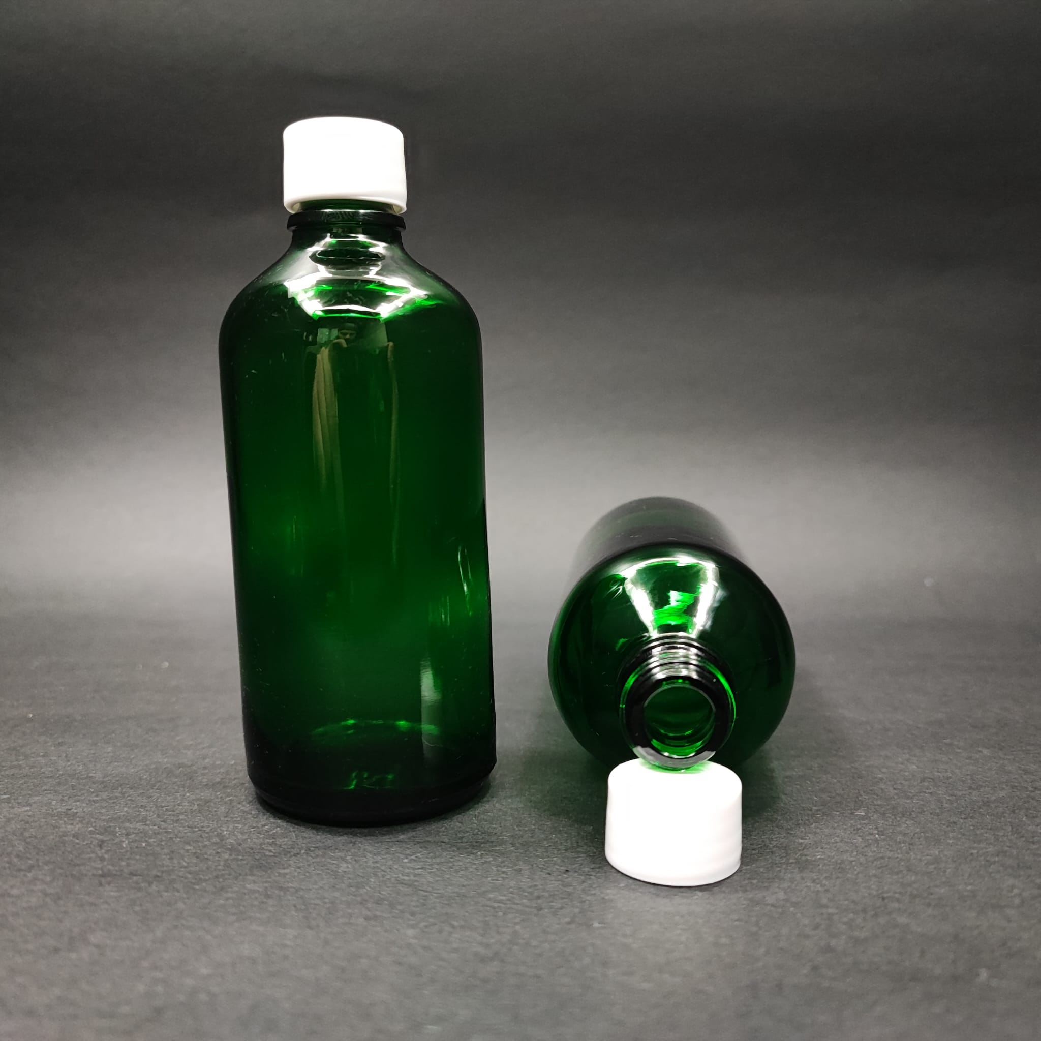 100 CC YEŞİL CAM ŞİŞE + KENDİNDEN CONTALI SIZDIRMAZ BEYAZ KAPAK - 100 ML KAPAKLI CAM ŞİŞE